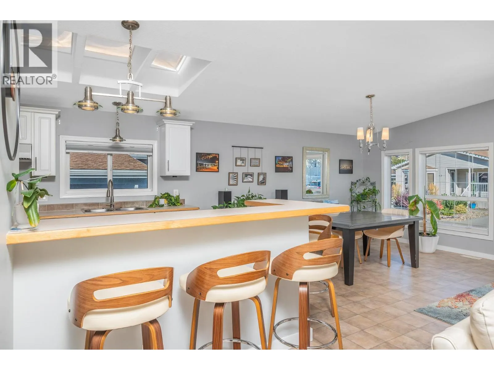 6688 Tronson Road Unit# 105