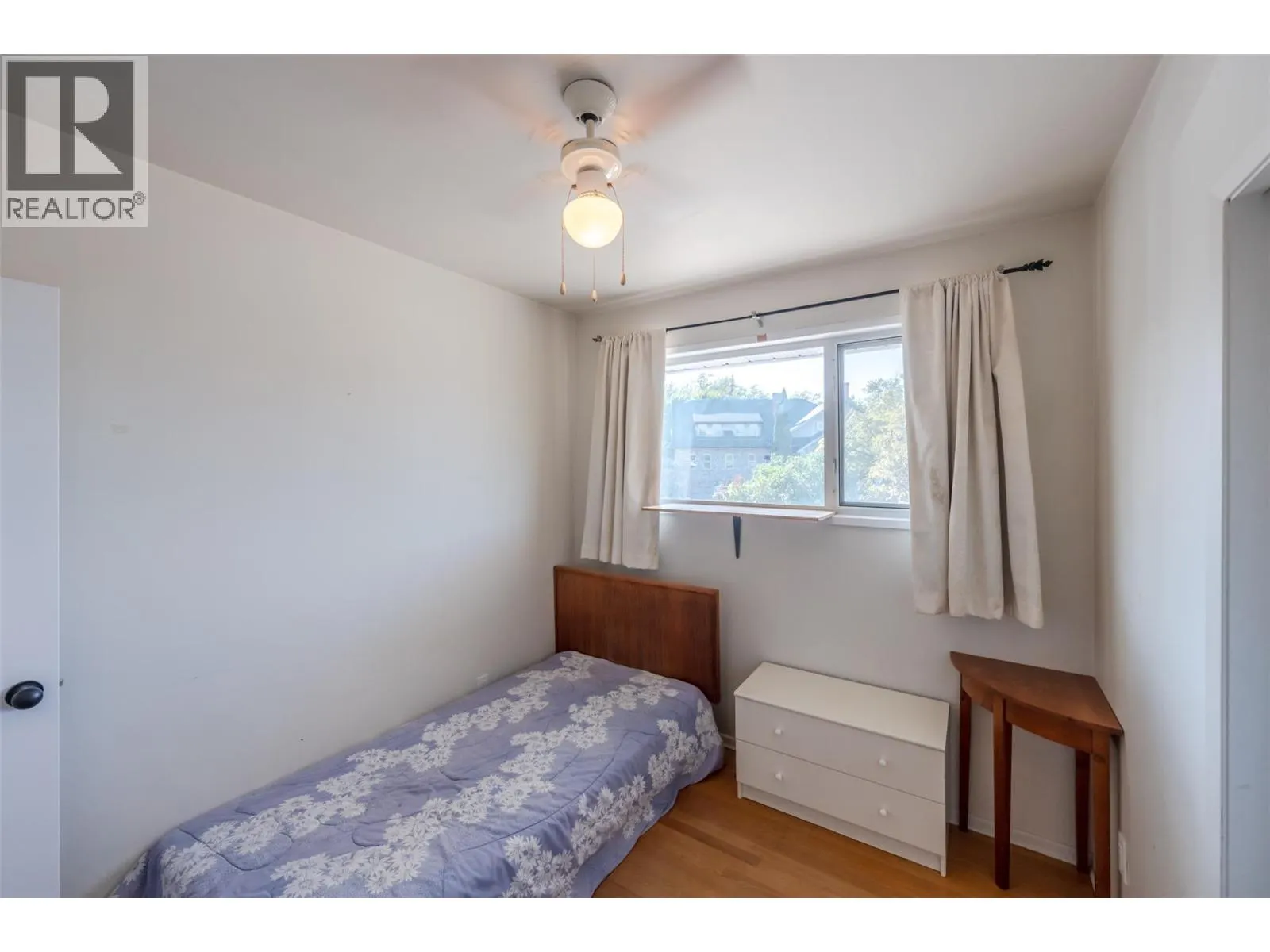 205 Manor Park Ave. Avenue