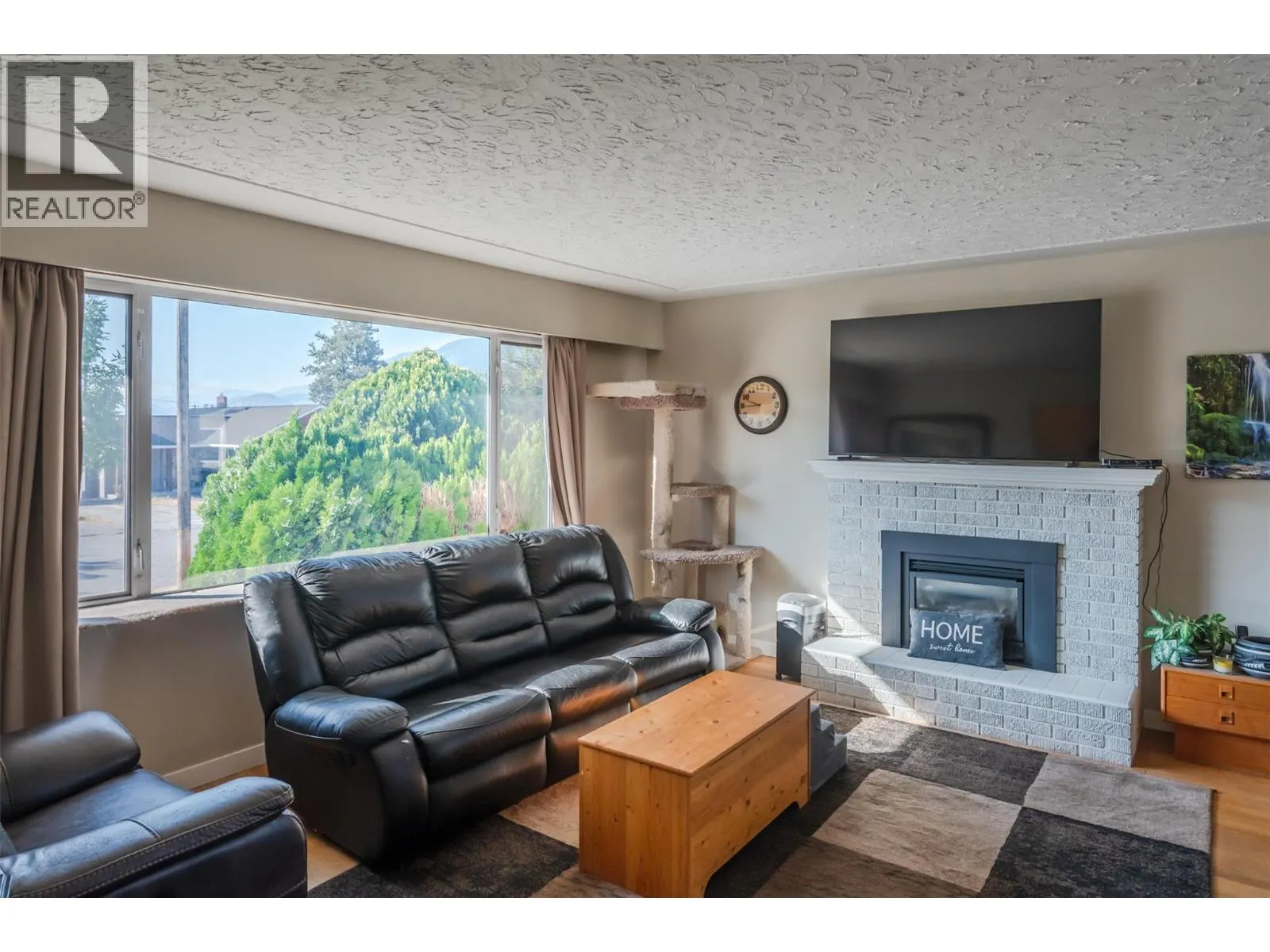 205 Manor Park Ave. Avenue