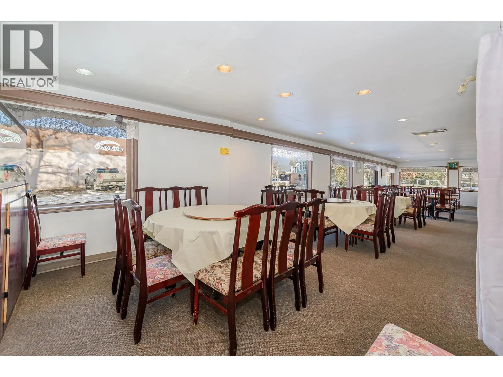 21 & 61 Shuswap Street NW