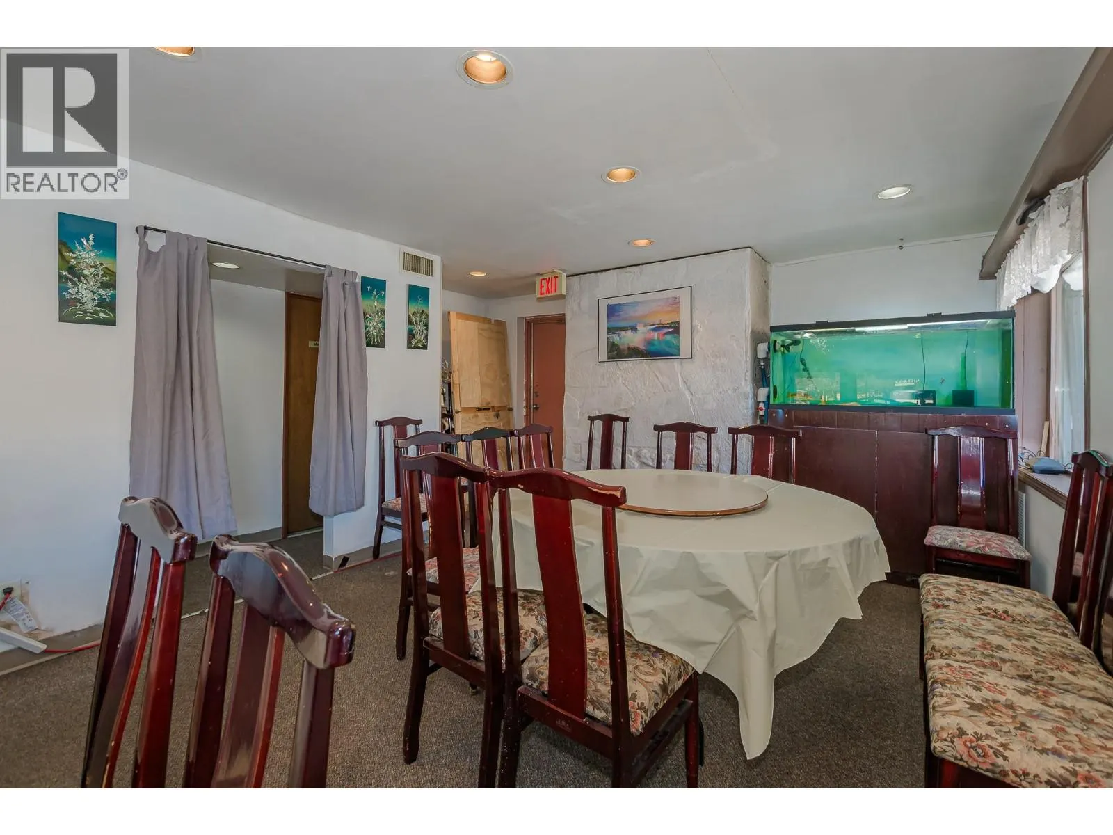 21 & 61 Shuswap Street NW