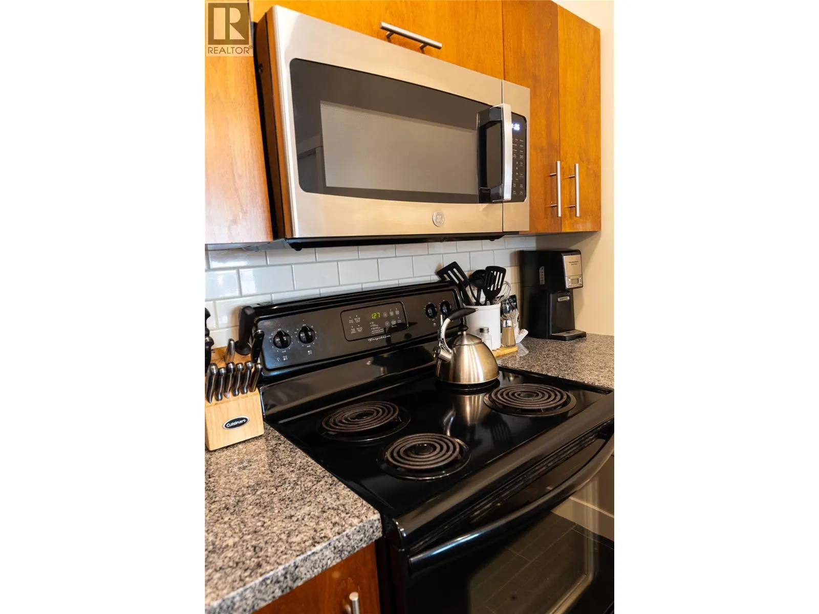 2049 Summit Drive Unit# 212A