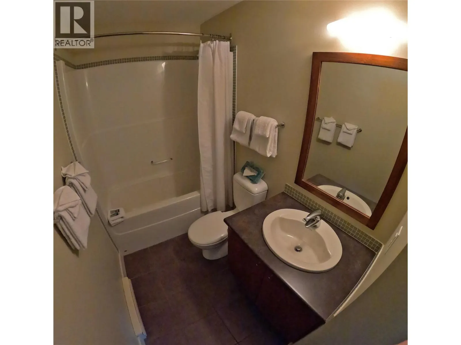2049 Summit Drive Unit# 212A