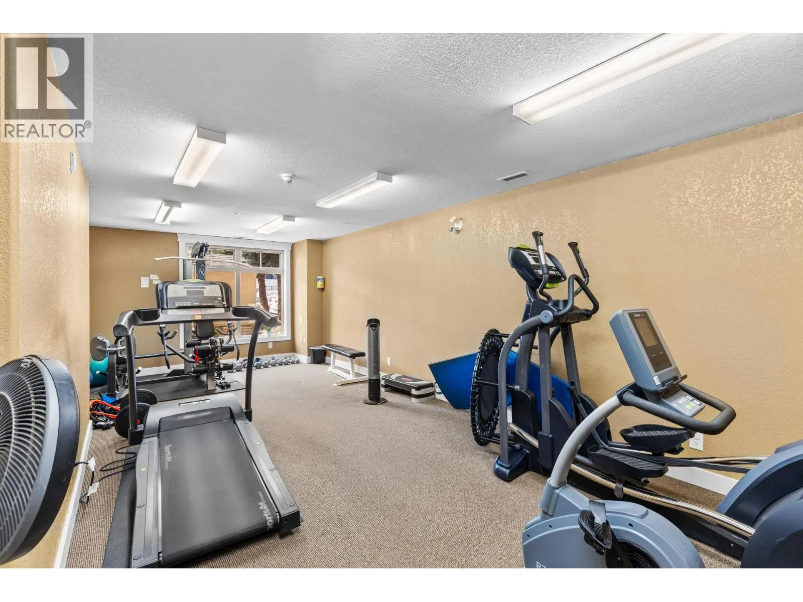 2551 Shoreline Drive Unit# 408