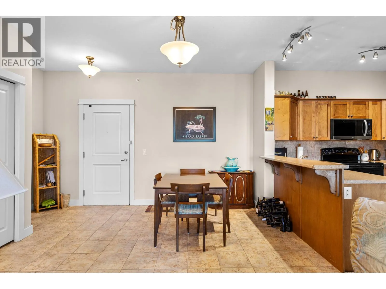 2551 Shoreline Drive Unit# 408