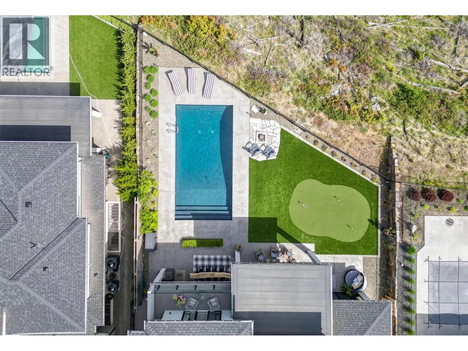1612 Vincent Place