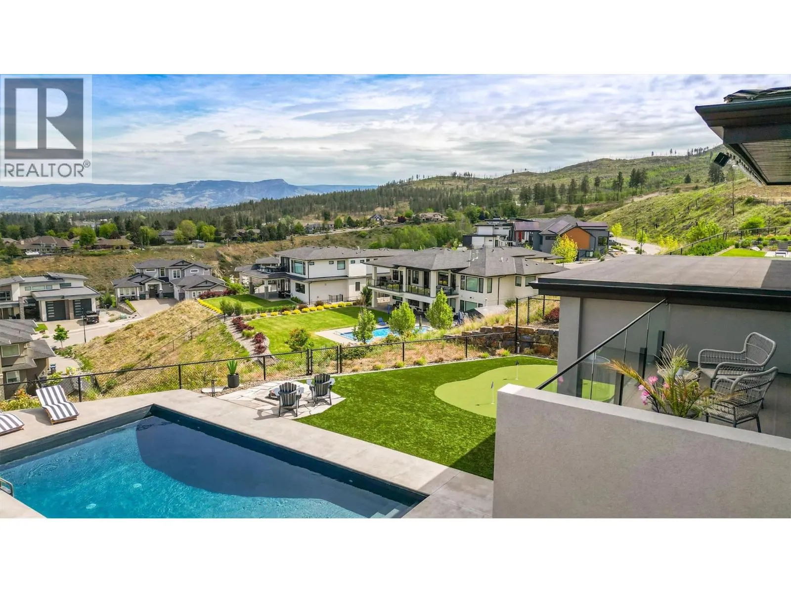 1612 Vincent Place