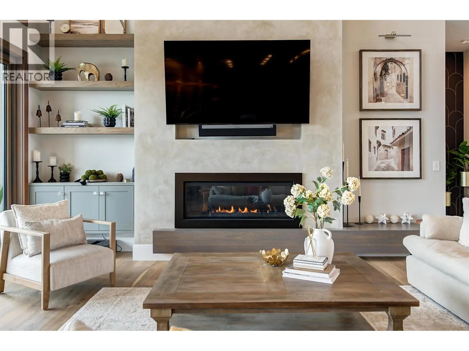 1612 Vincent Place