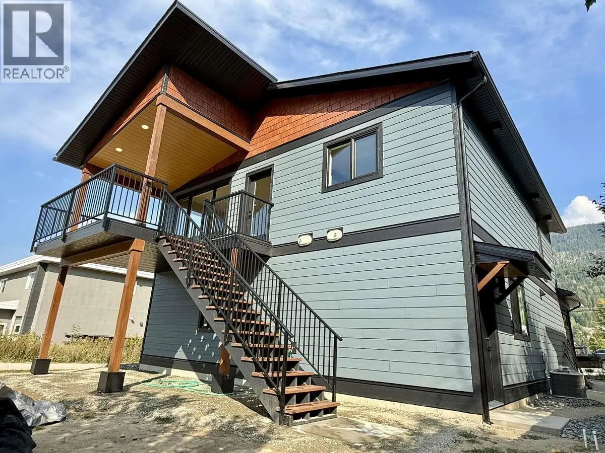 1906 Silver King Road