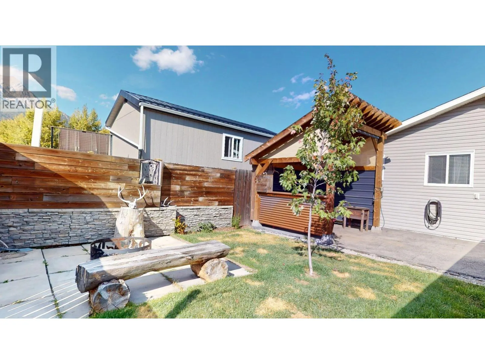 9 Deerborne Drive