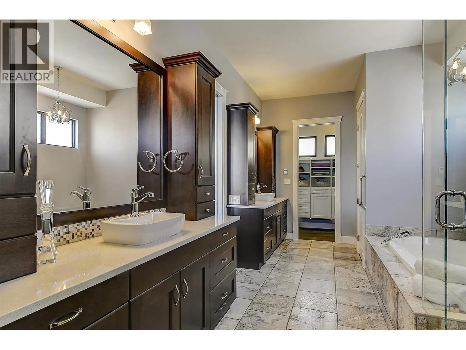 2561 Casa Palmero Drive