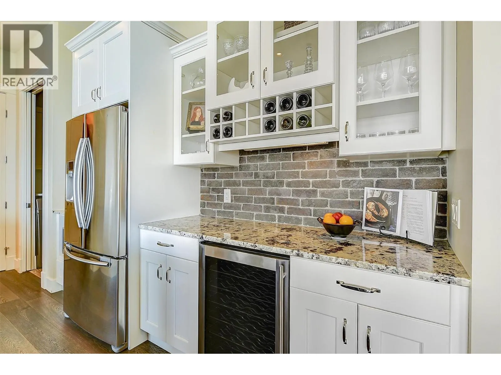 2561 Casa Palmero Drive