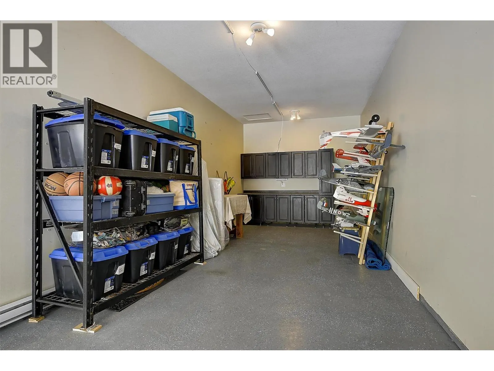 2561 Casa Palmero Drive
