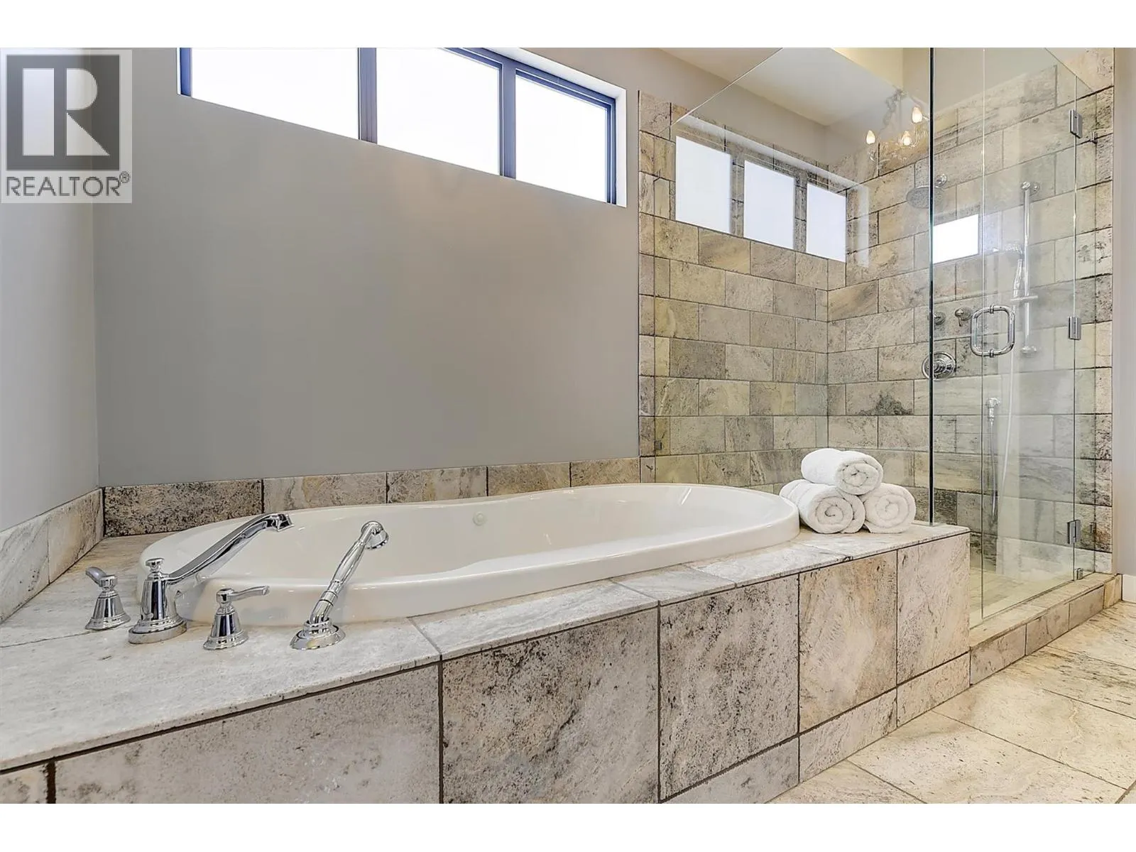 2561 Casa Palmero Drive