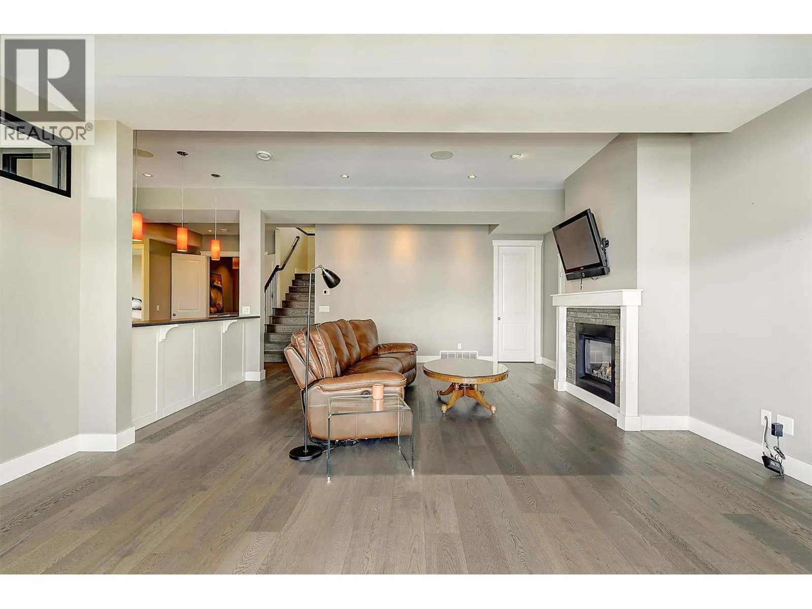 2561 Casa Palmero Drive