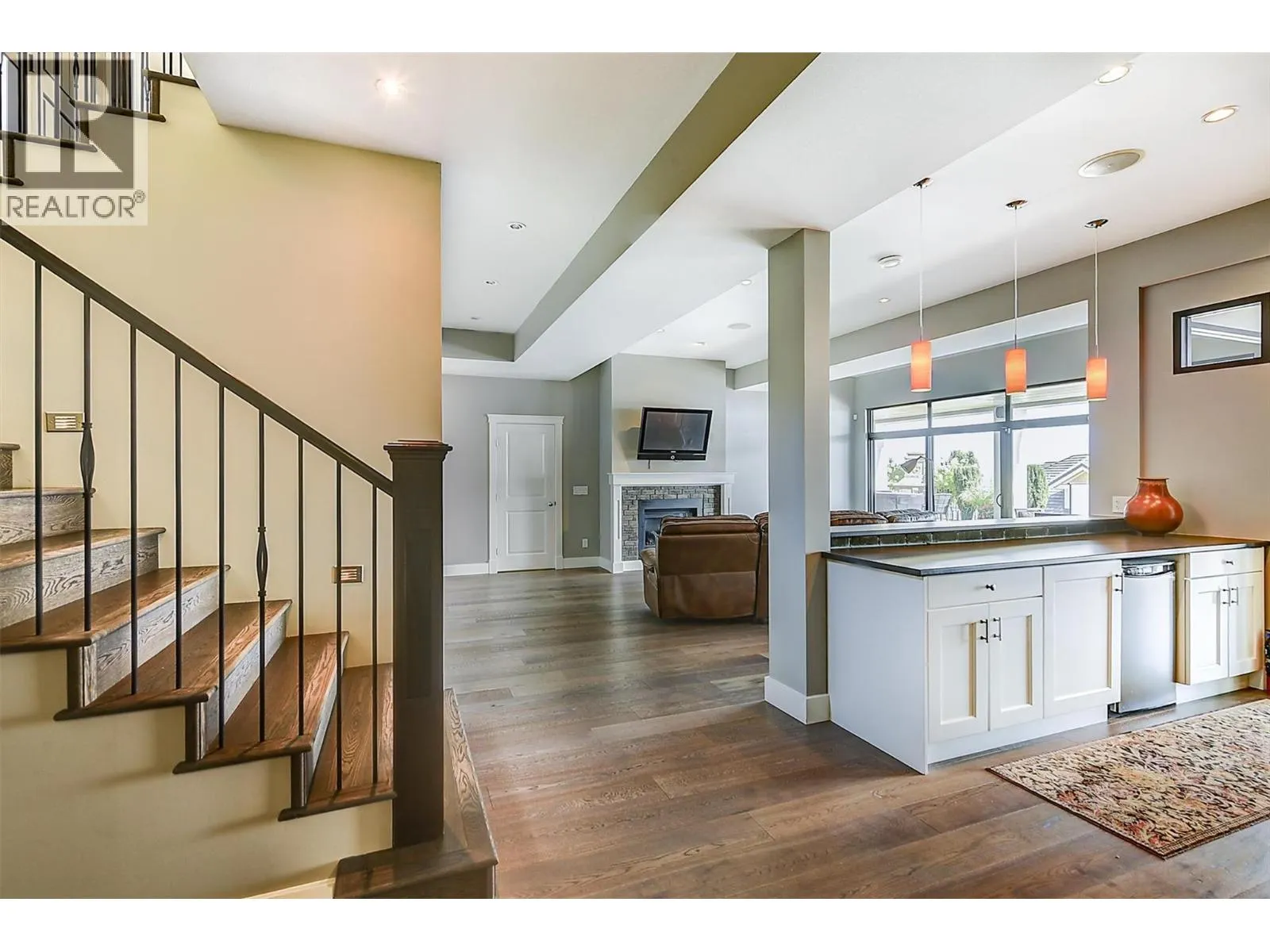 2561 Casa Palmero Drive