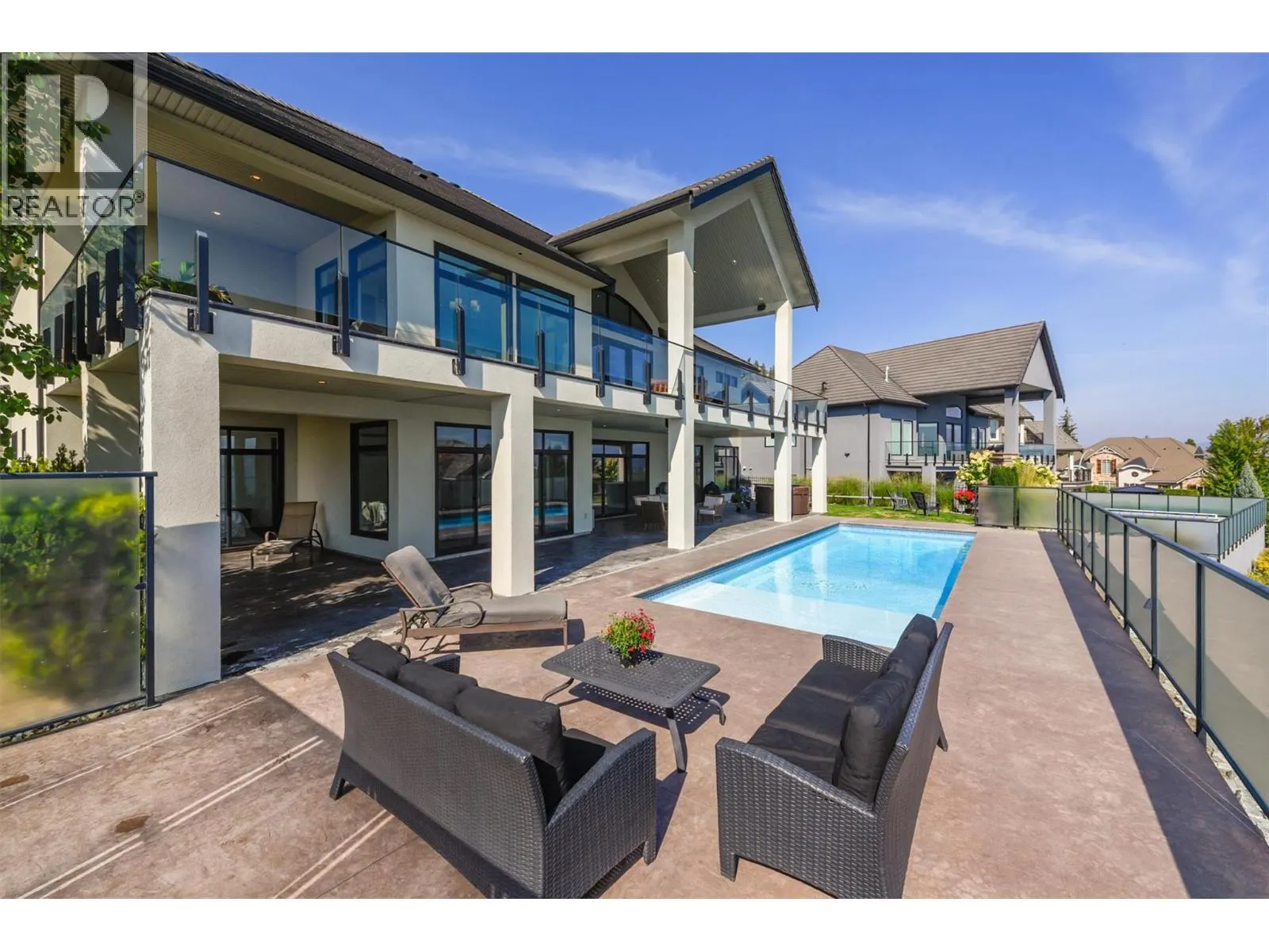 2561 Casa Palmero Drive