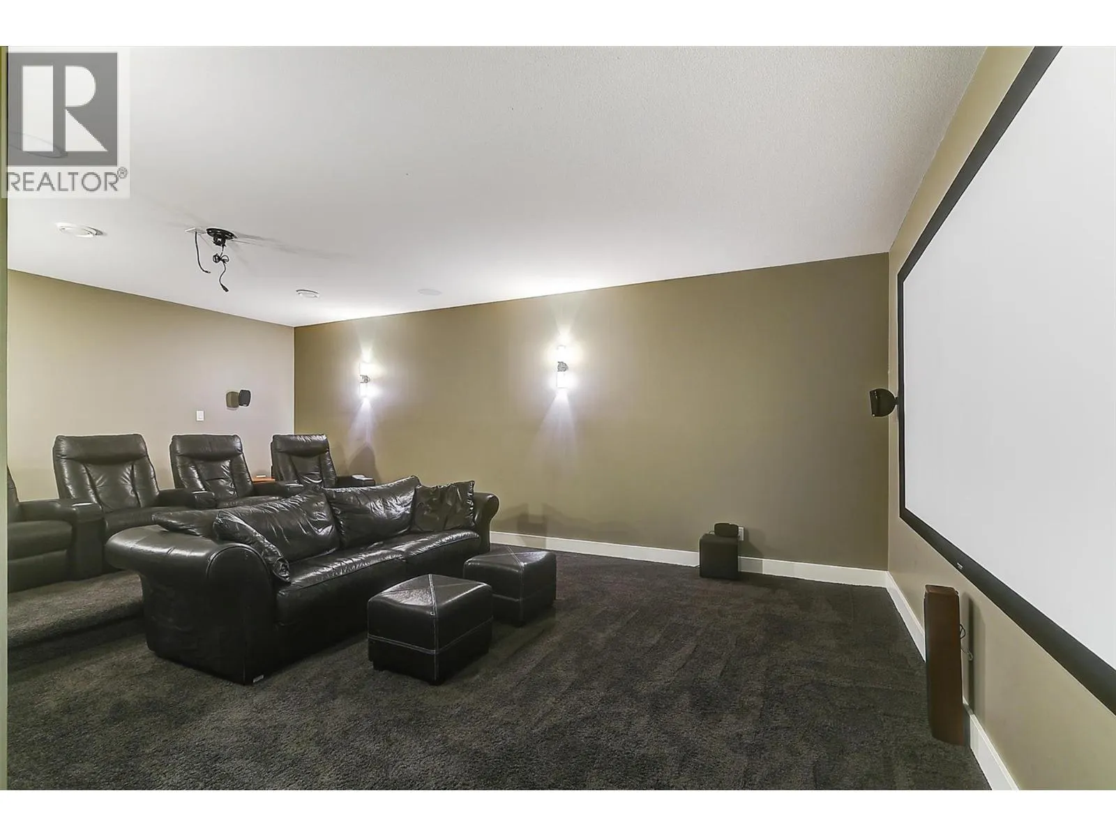 2561 Casa Palmero Drive