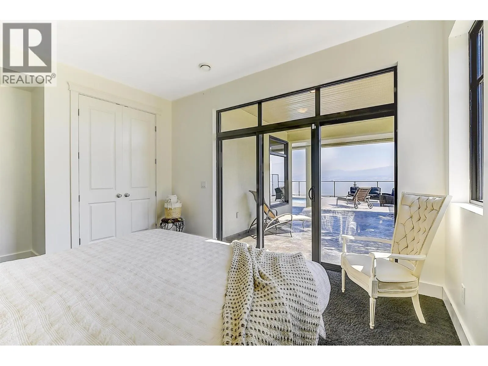 2561 Casa Palmero Drive