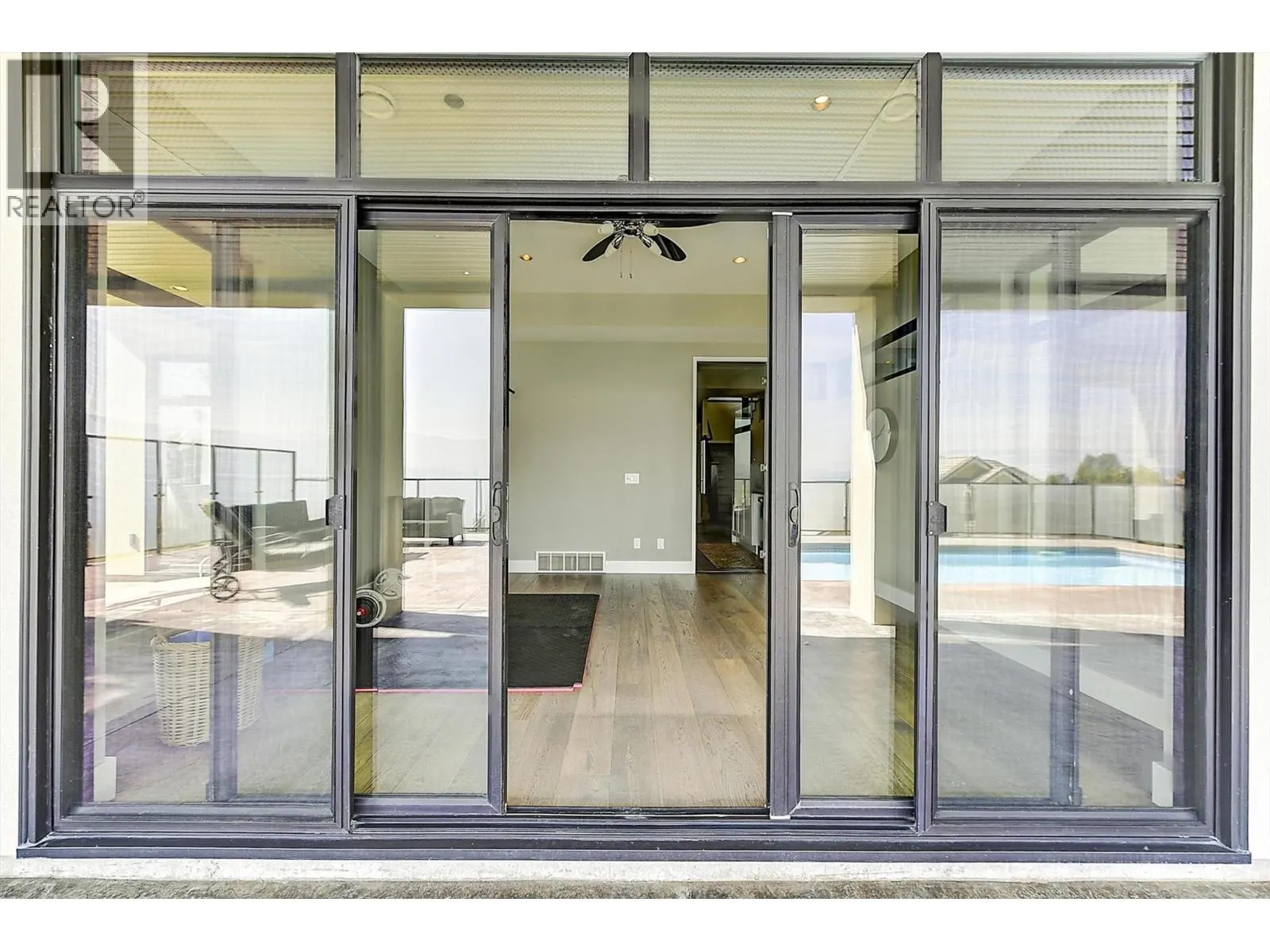 2561 Casa Palmero Drive