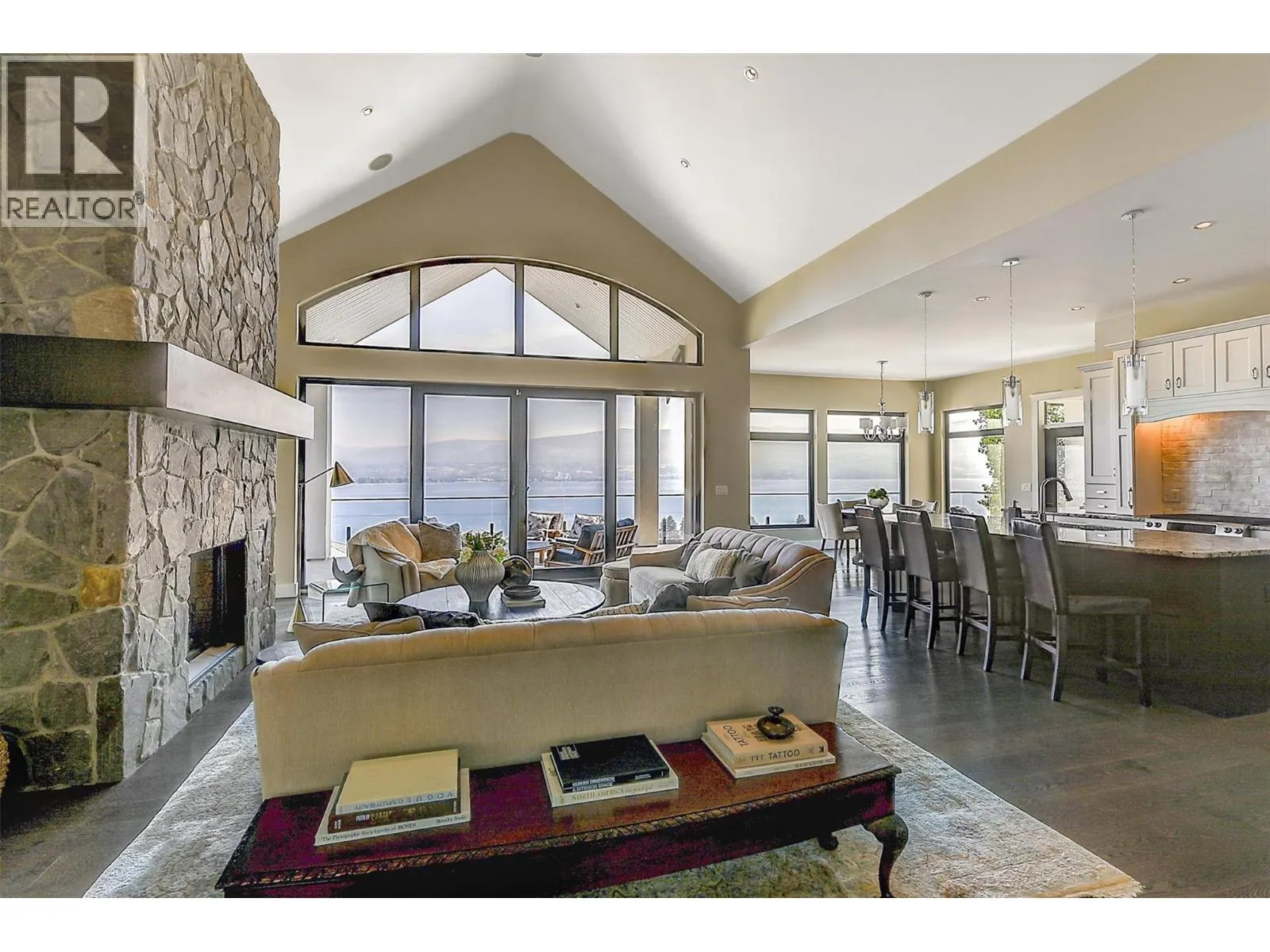 2561 Casa Palmero Drive
