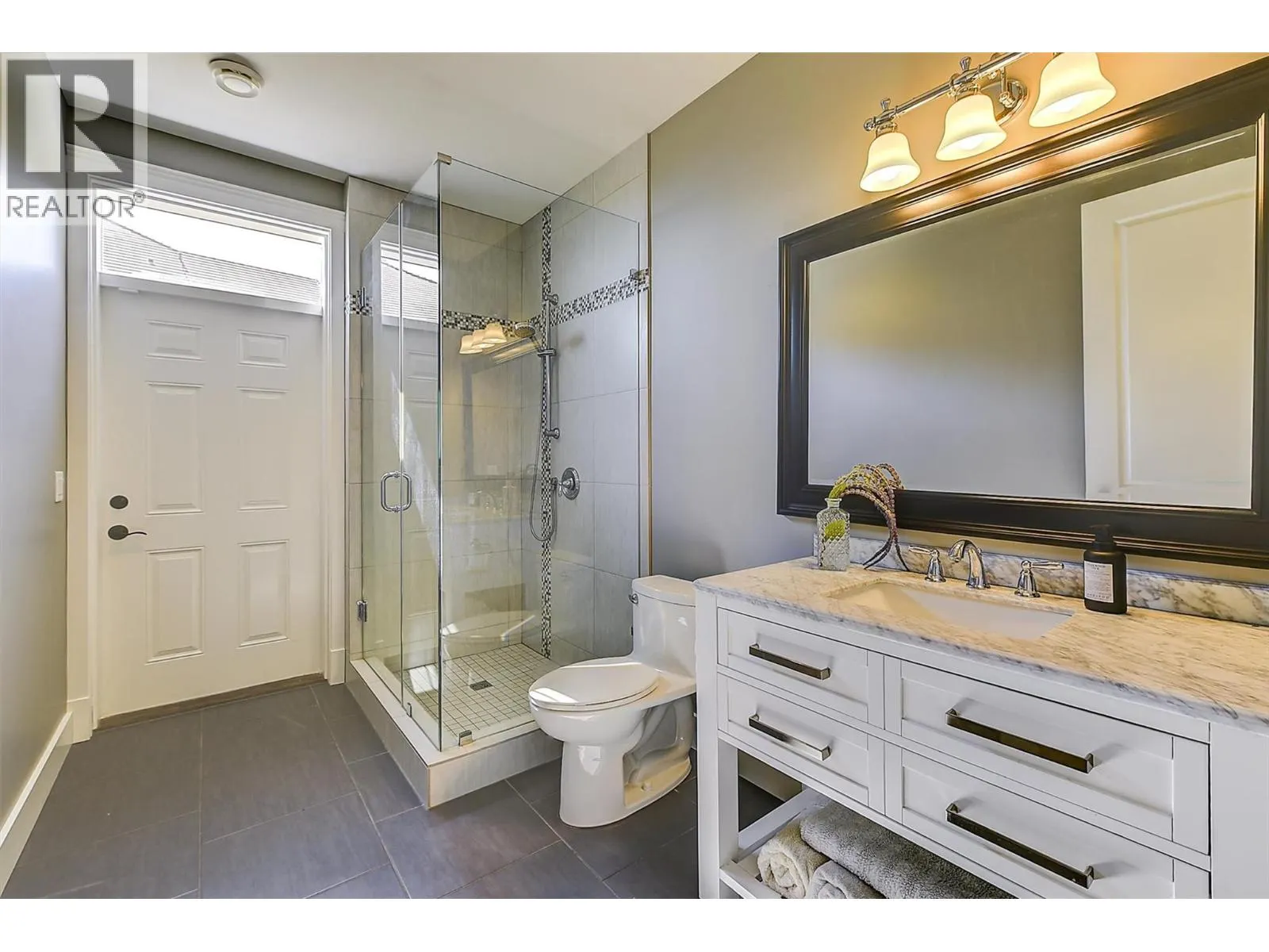 2561 Casa Palmero Drive