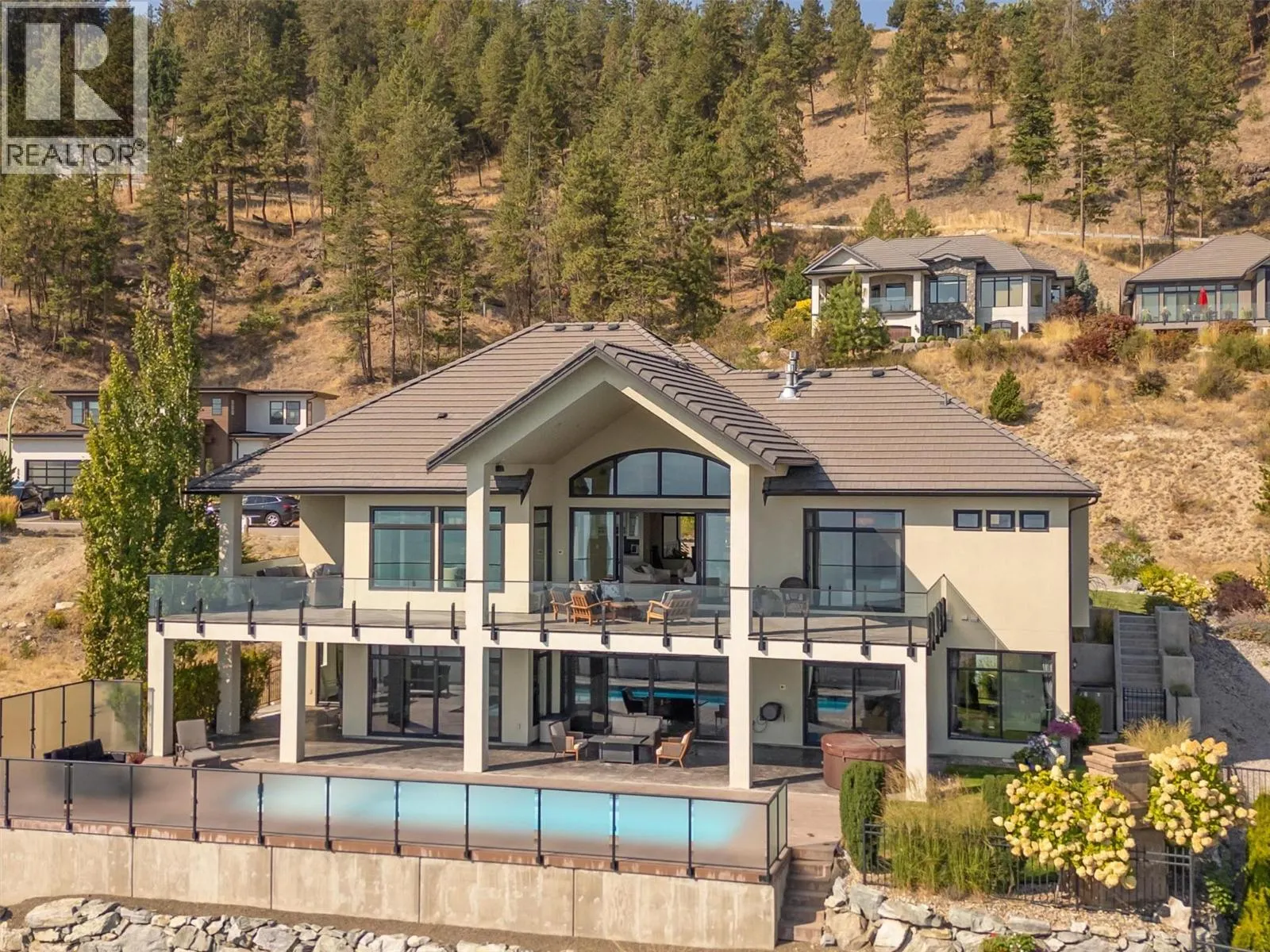2561 Casa Palmero Drive