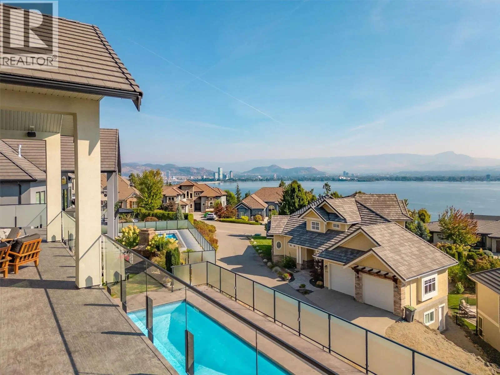 2561 Casa Palmero Drive