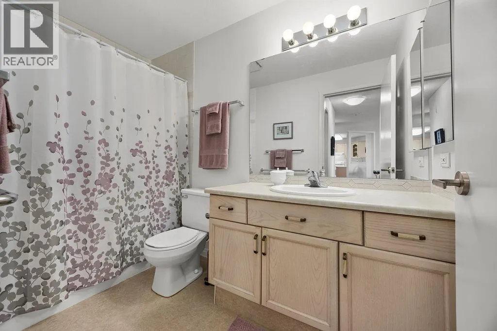 3705 30 Avenue Unit# 405