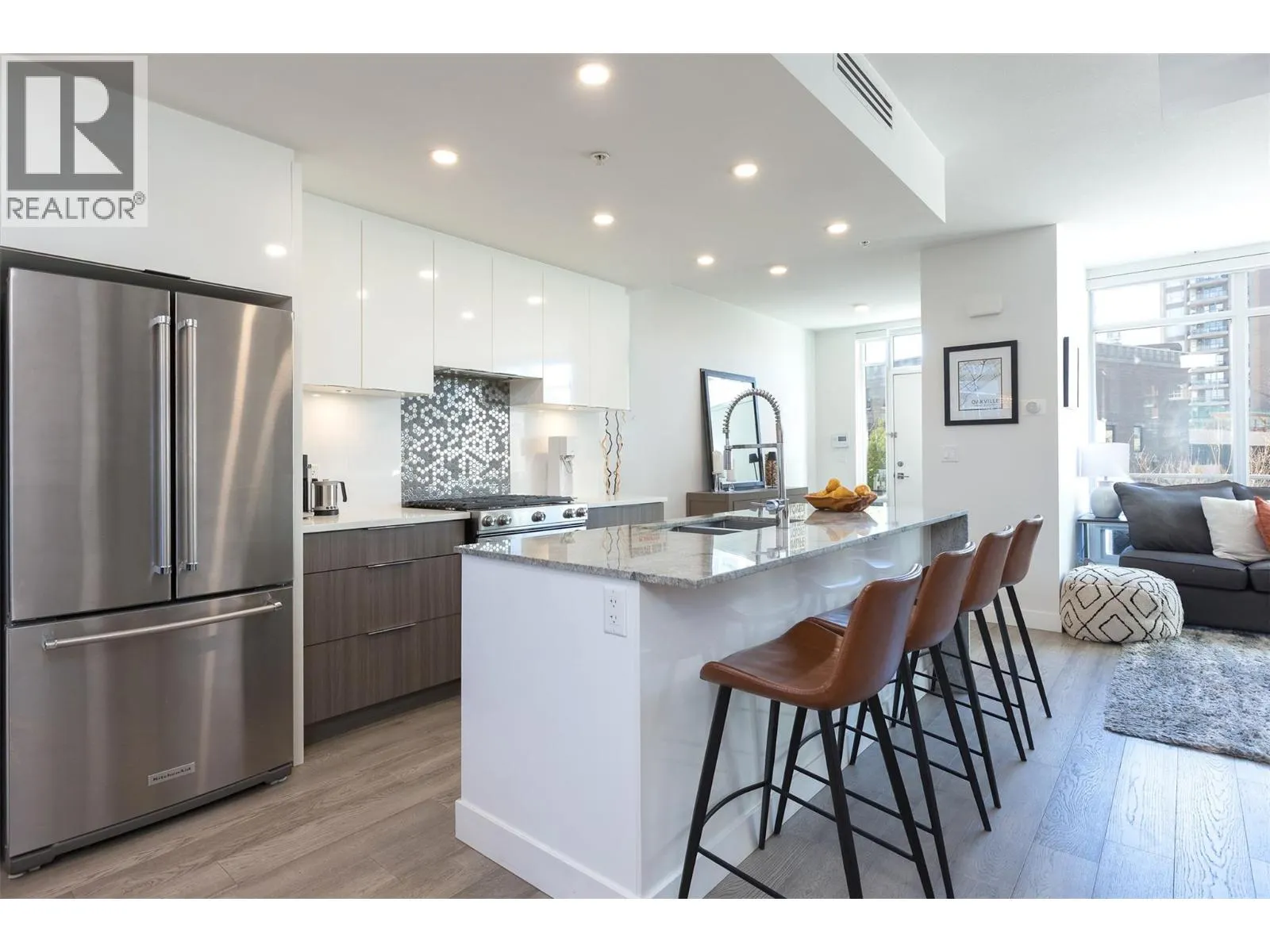 1151 Sunset Drive Unit# 103