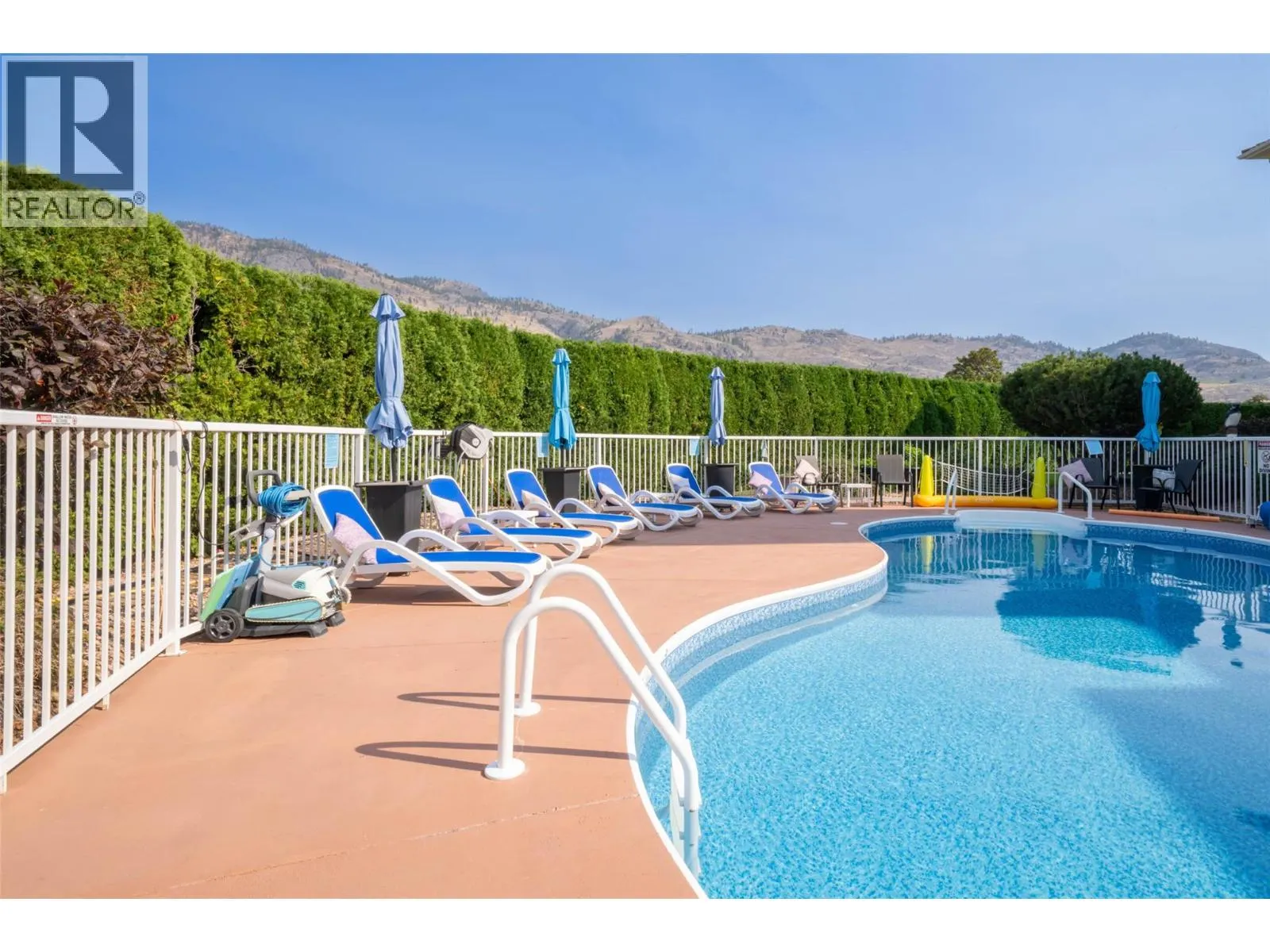 6805 COTTONWOOD Drive Unit# 300