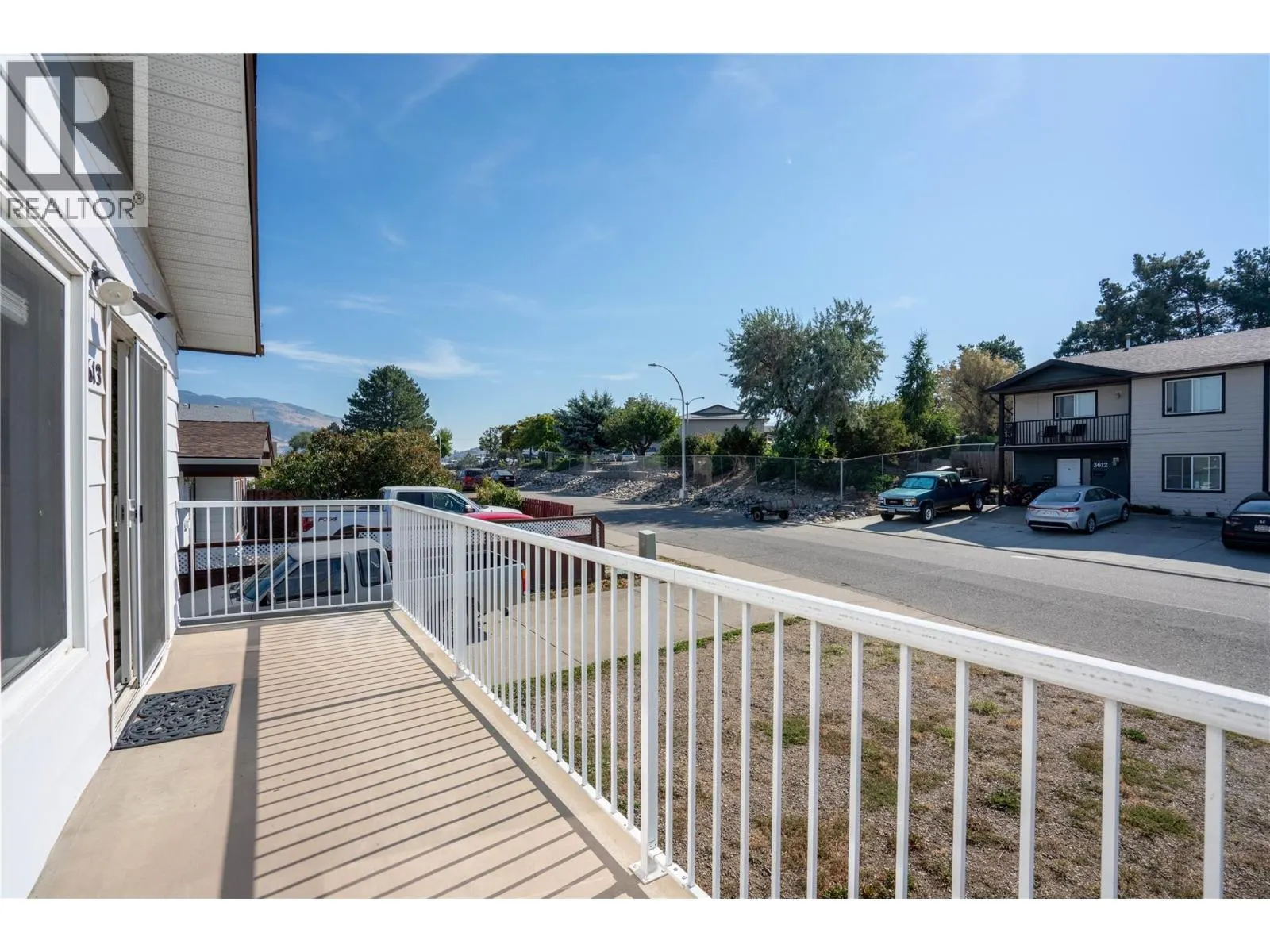 3613 Commonage Crescent