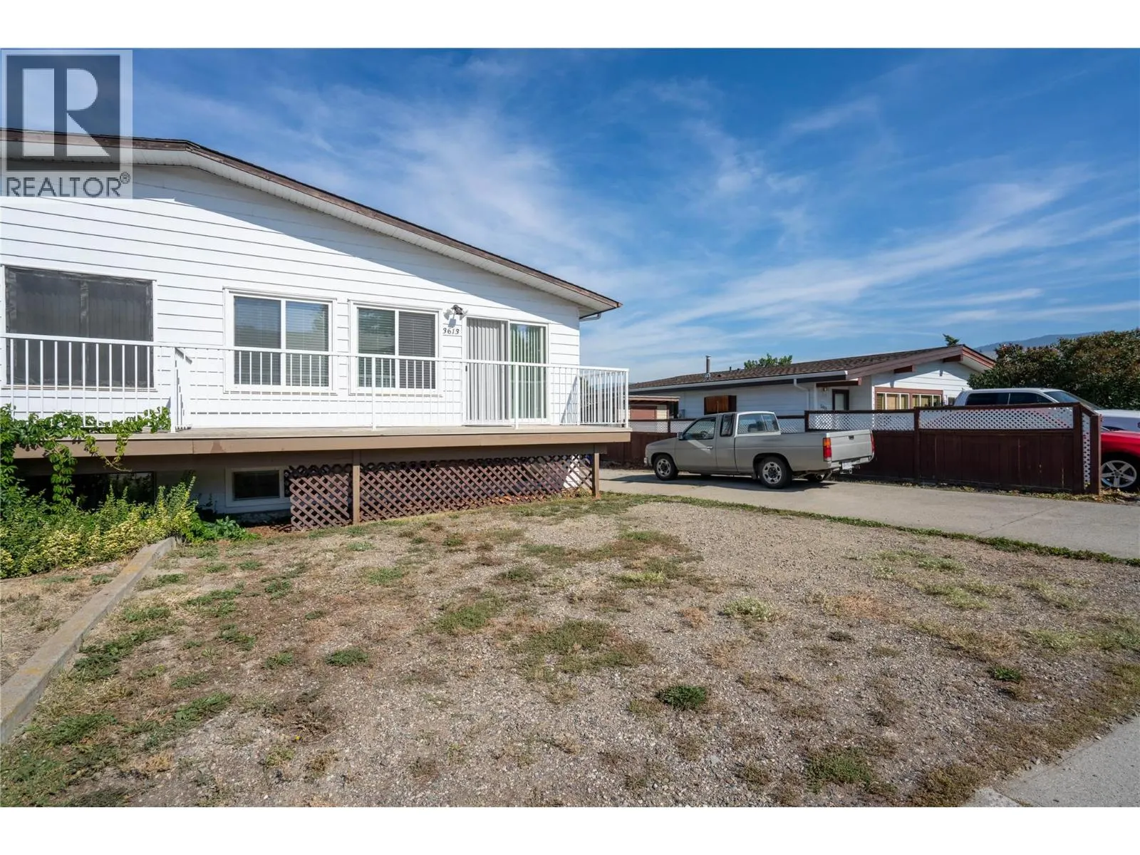 3613 Commonage Crescent