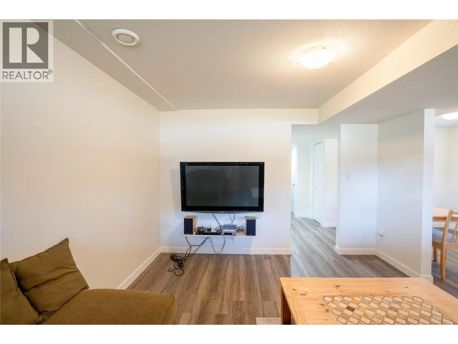 3613 Commonage Crescent