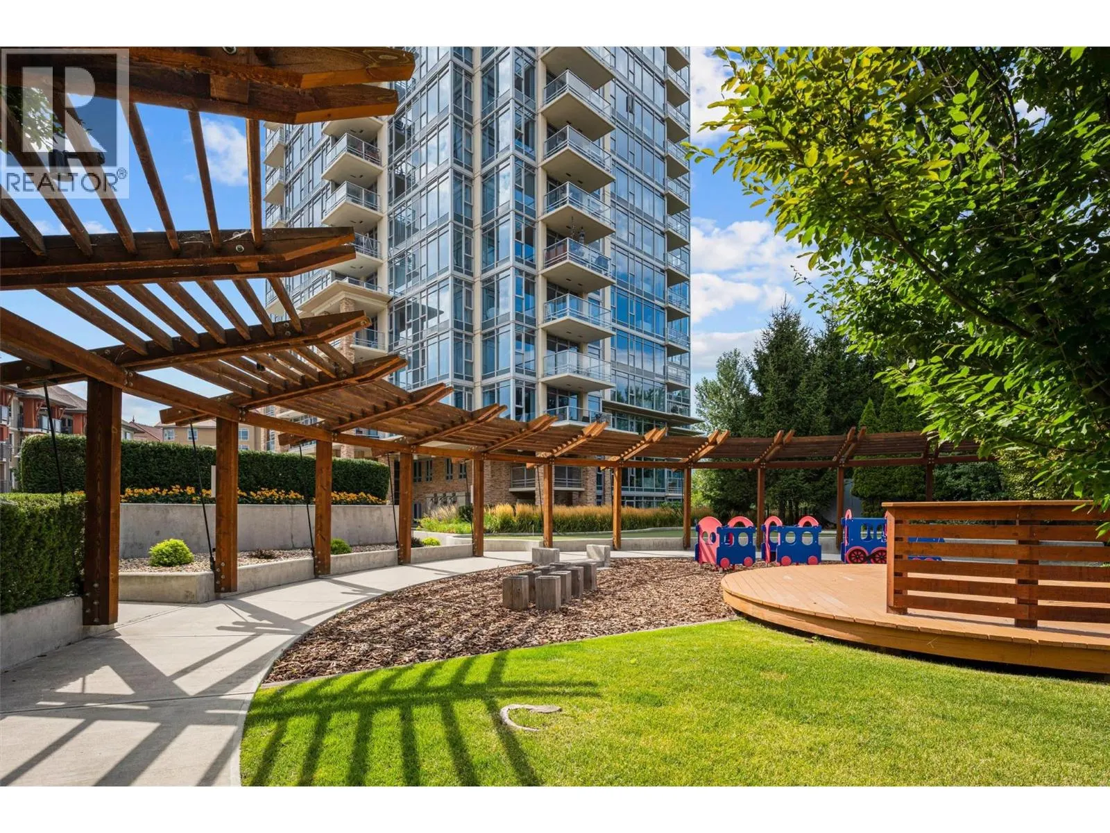 1075 Sunset Drive Unit# 1404