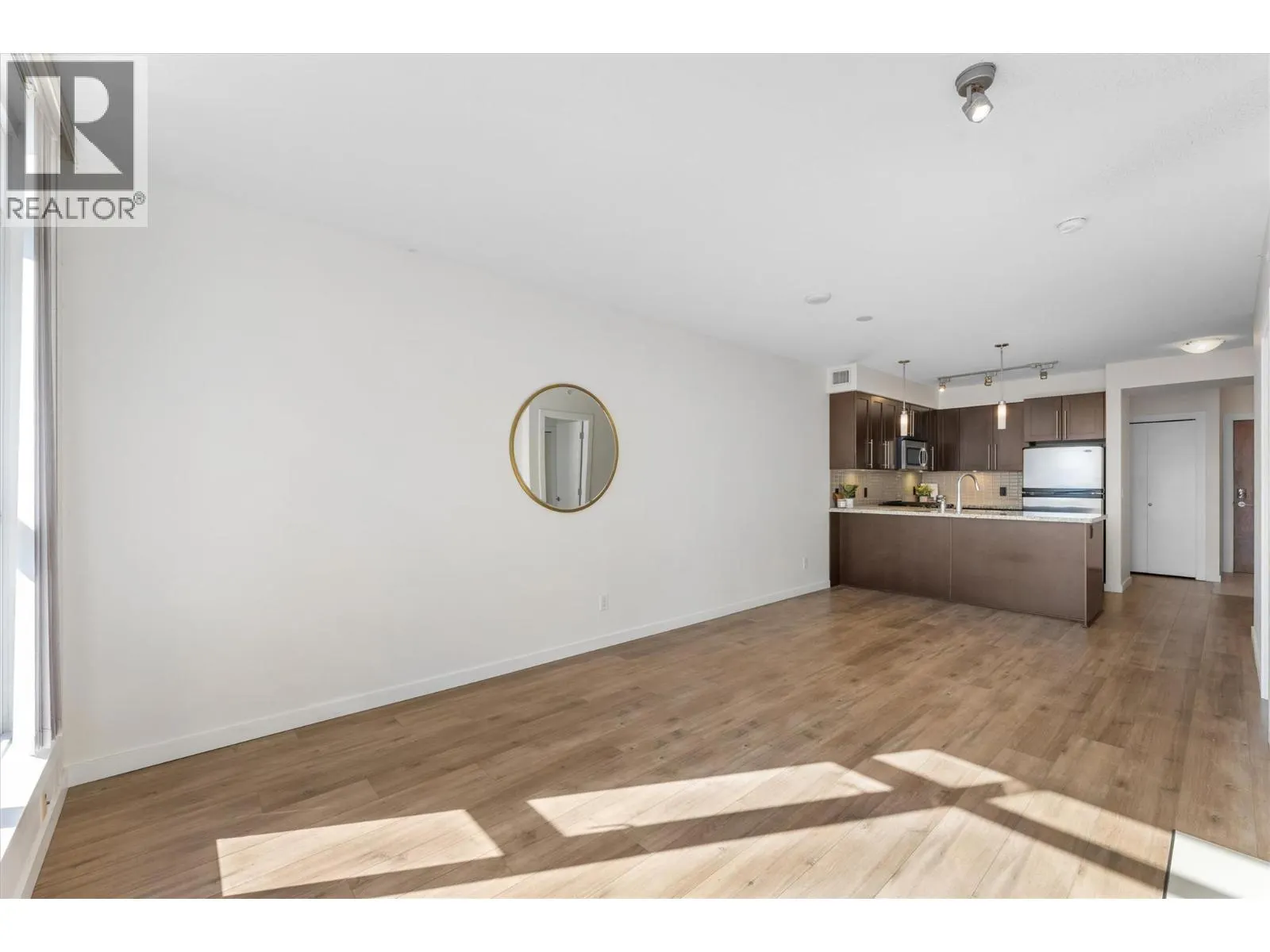 1075 Sunset Drive Unit# 1404