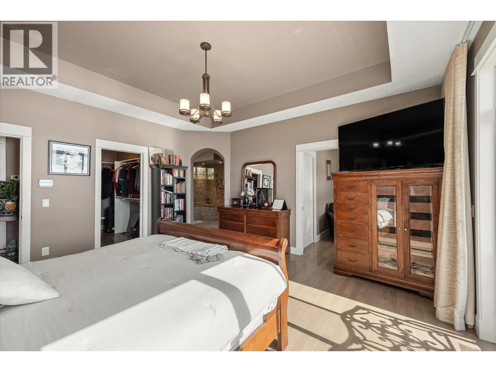 5165 Trepanier Bench Road Unit# 205
