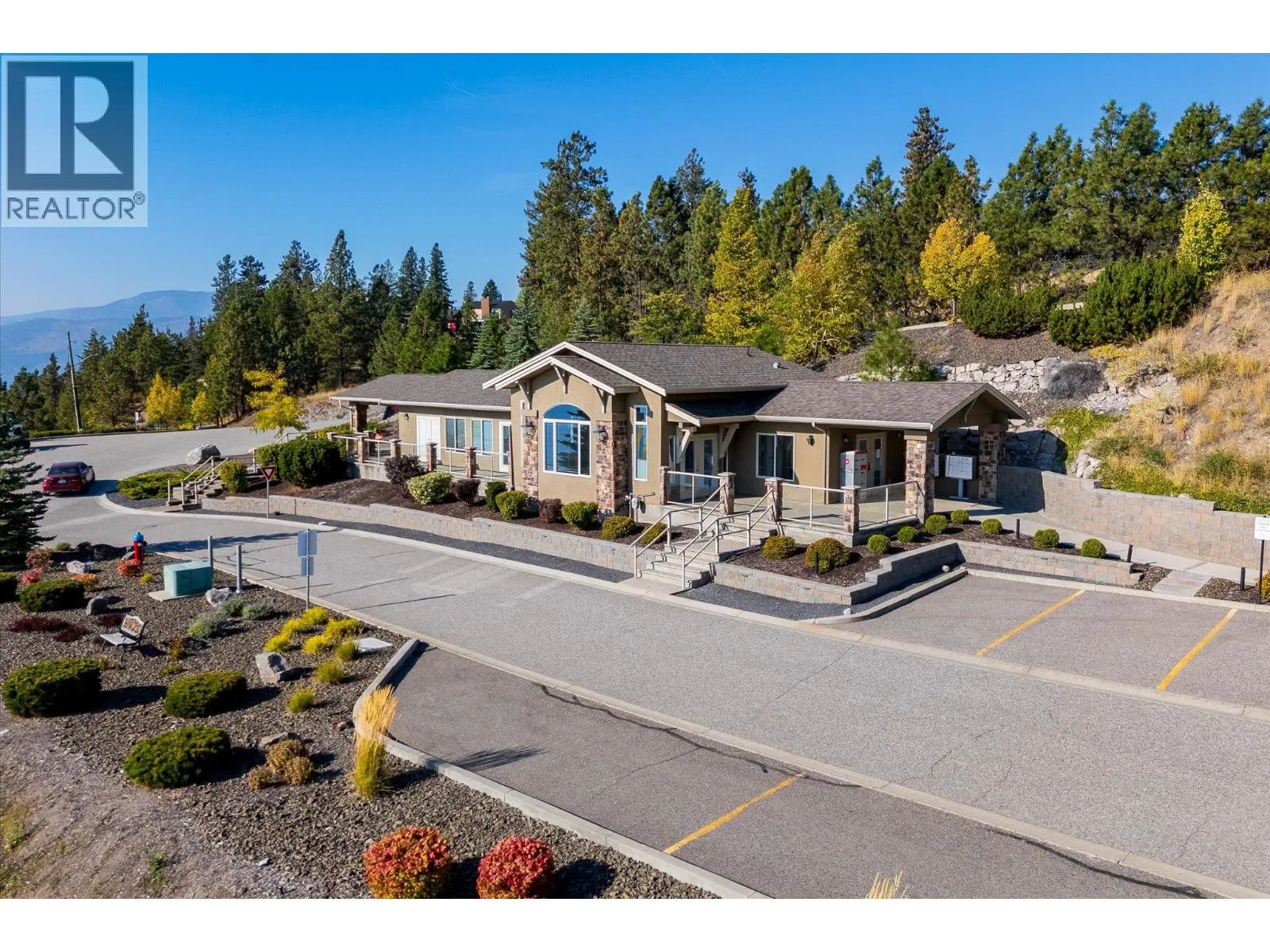 5165 Trepanier Bench Road Unit# 205