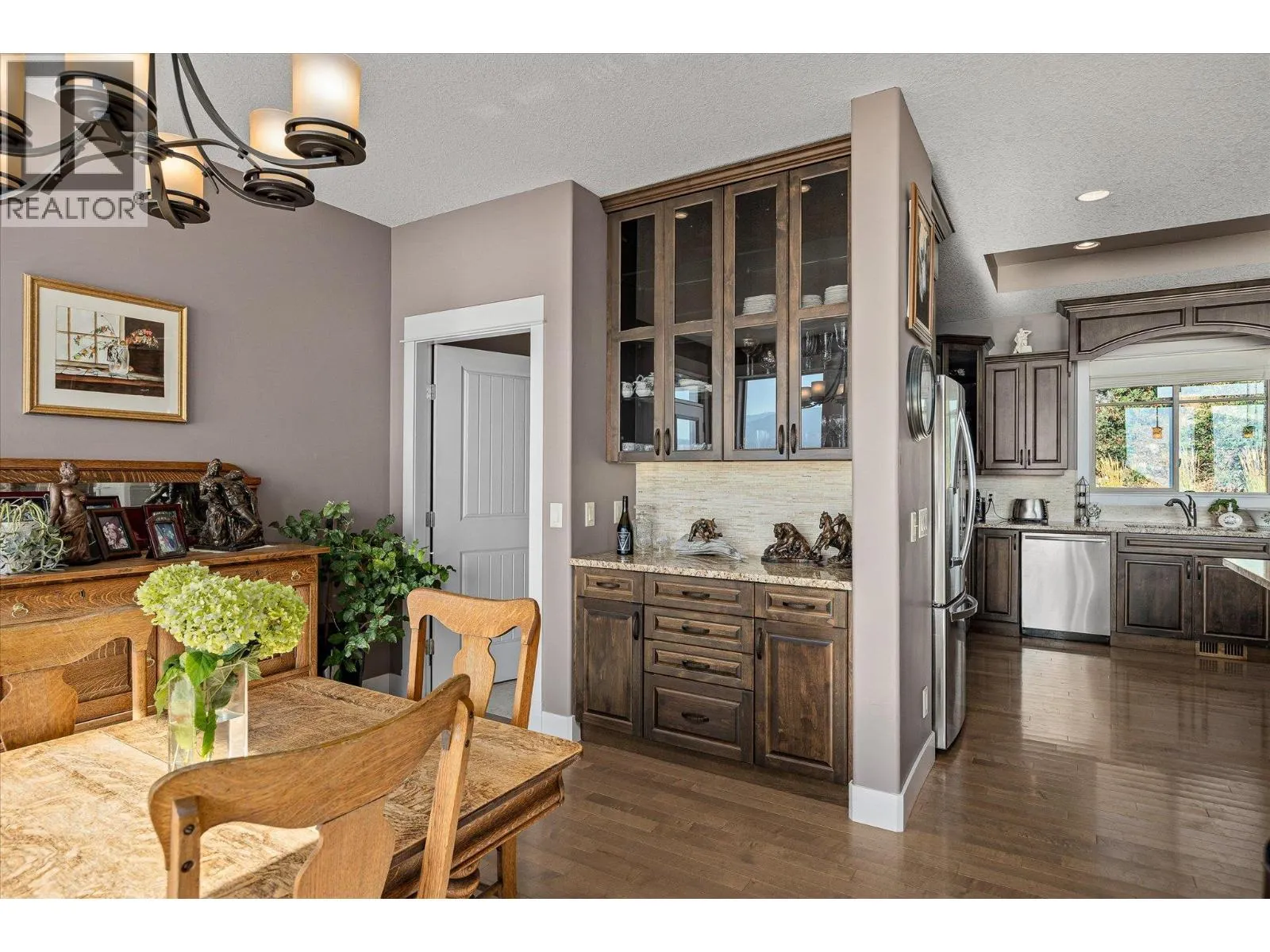5165 Trepanier Bench Road Unit# 205