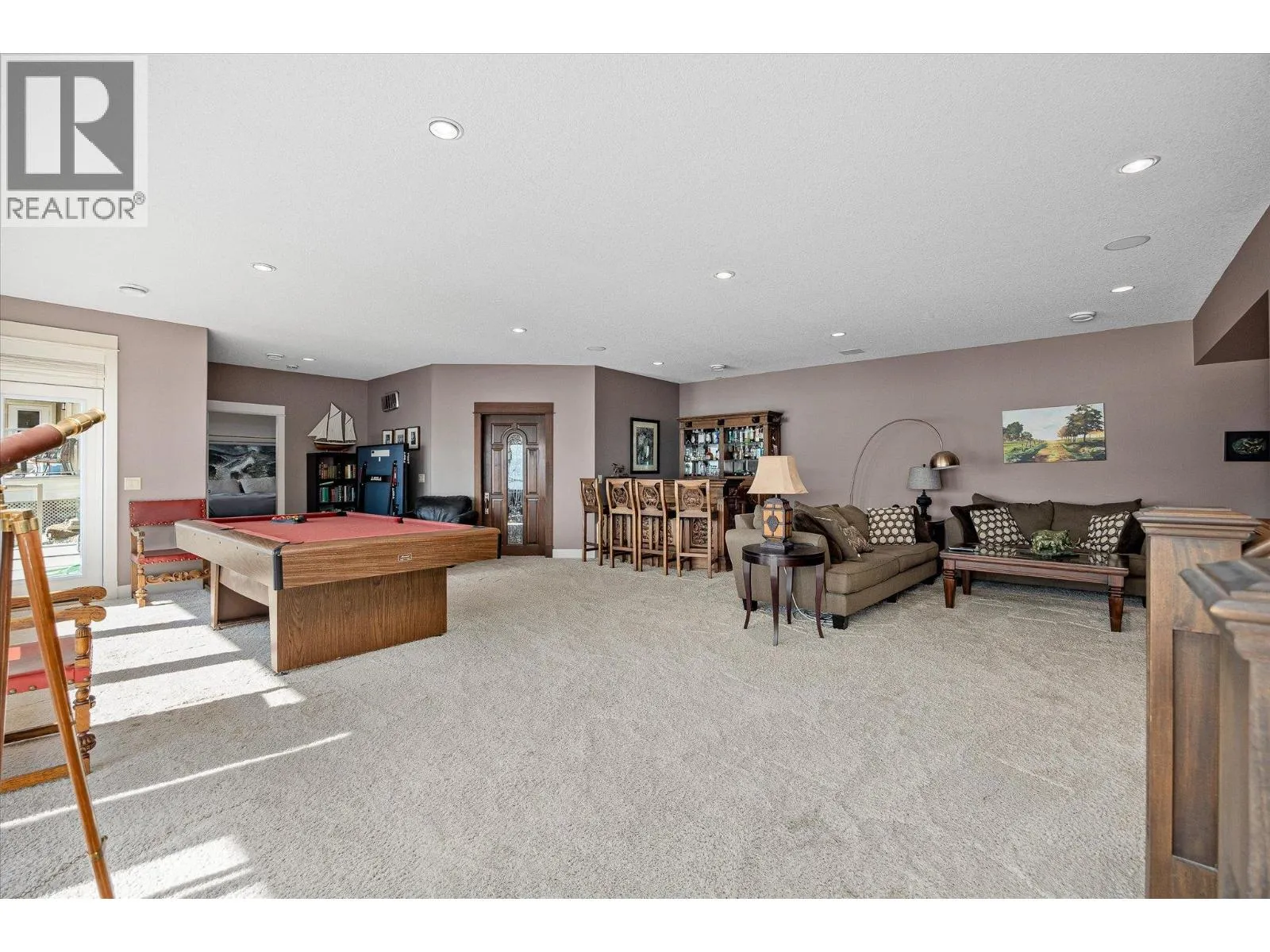 5165 Trepanier Bench Road Unit# 205