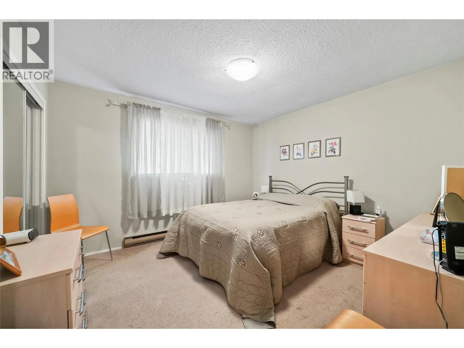 1225 Bay Drive