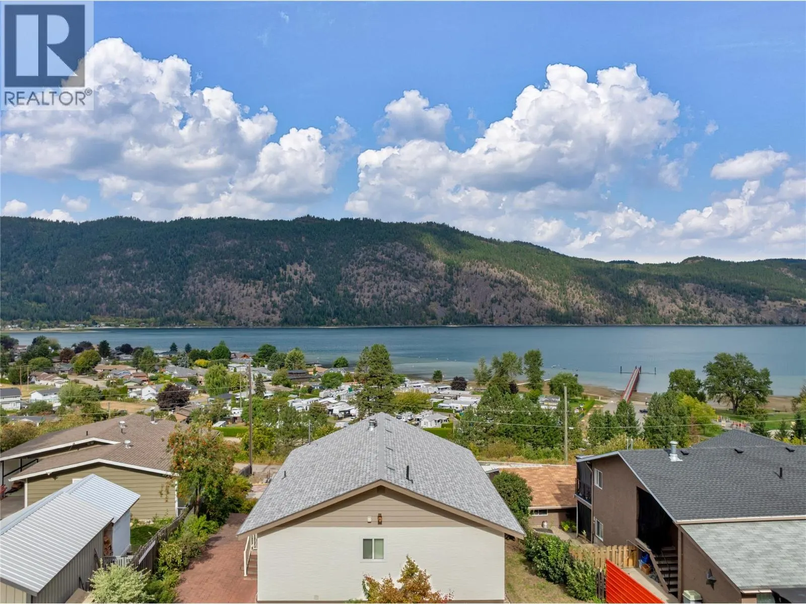 1225 Bay Drive