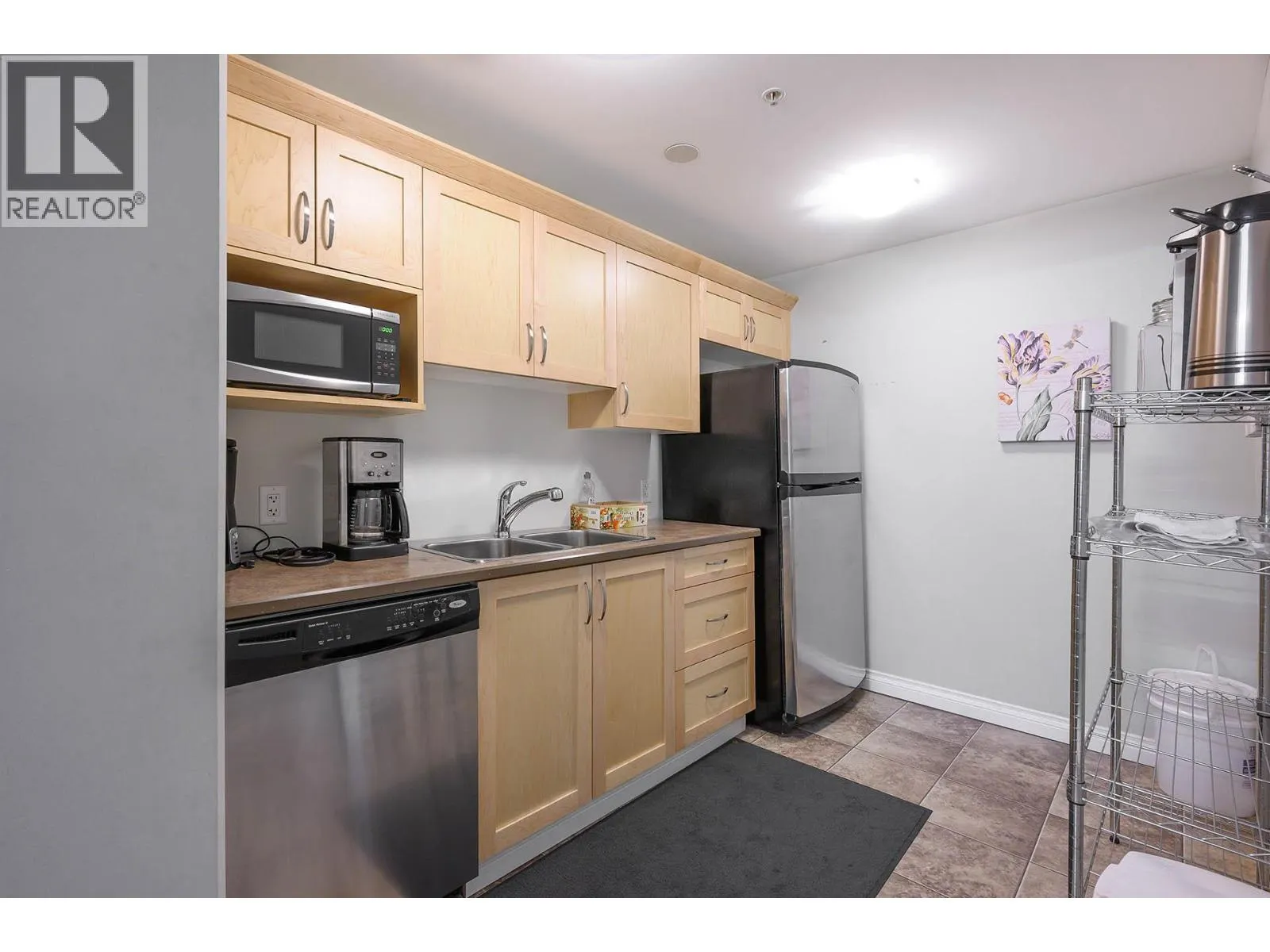 689 TRANQUILLE Road Unit# 520