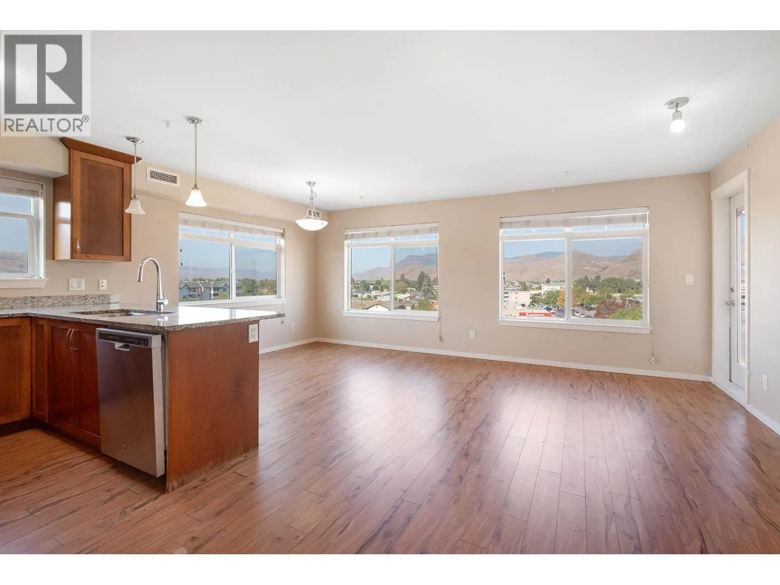 689 TRANQUILLE Road Unit# 520
