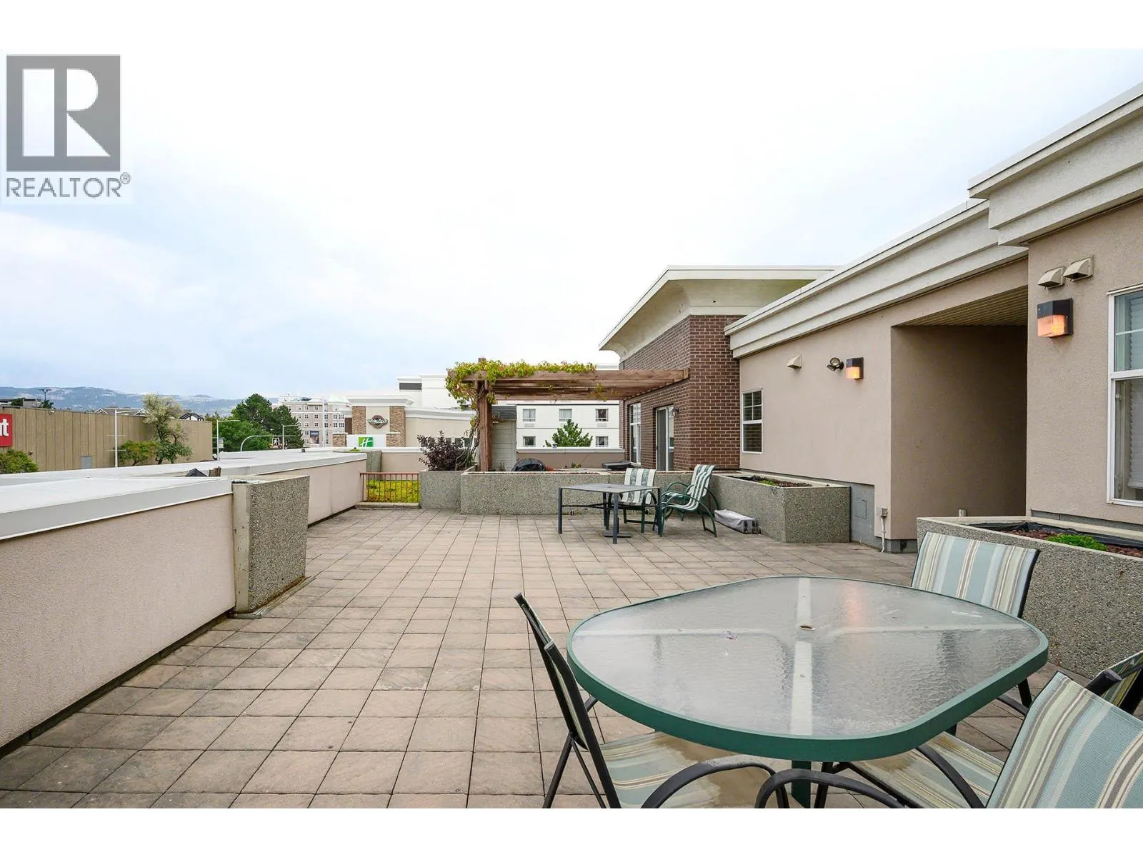 689 TRANQUILLE Road Unit# 520