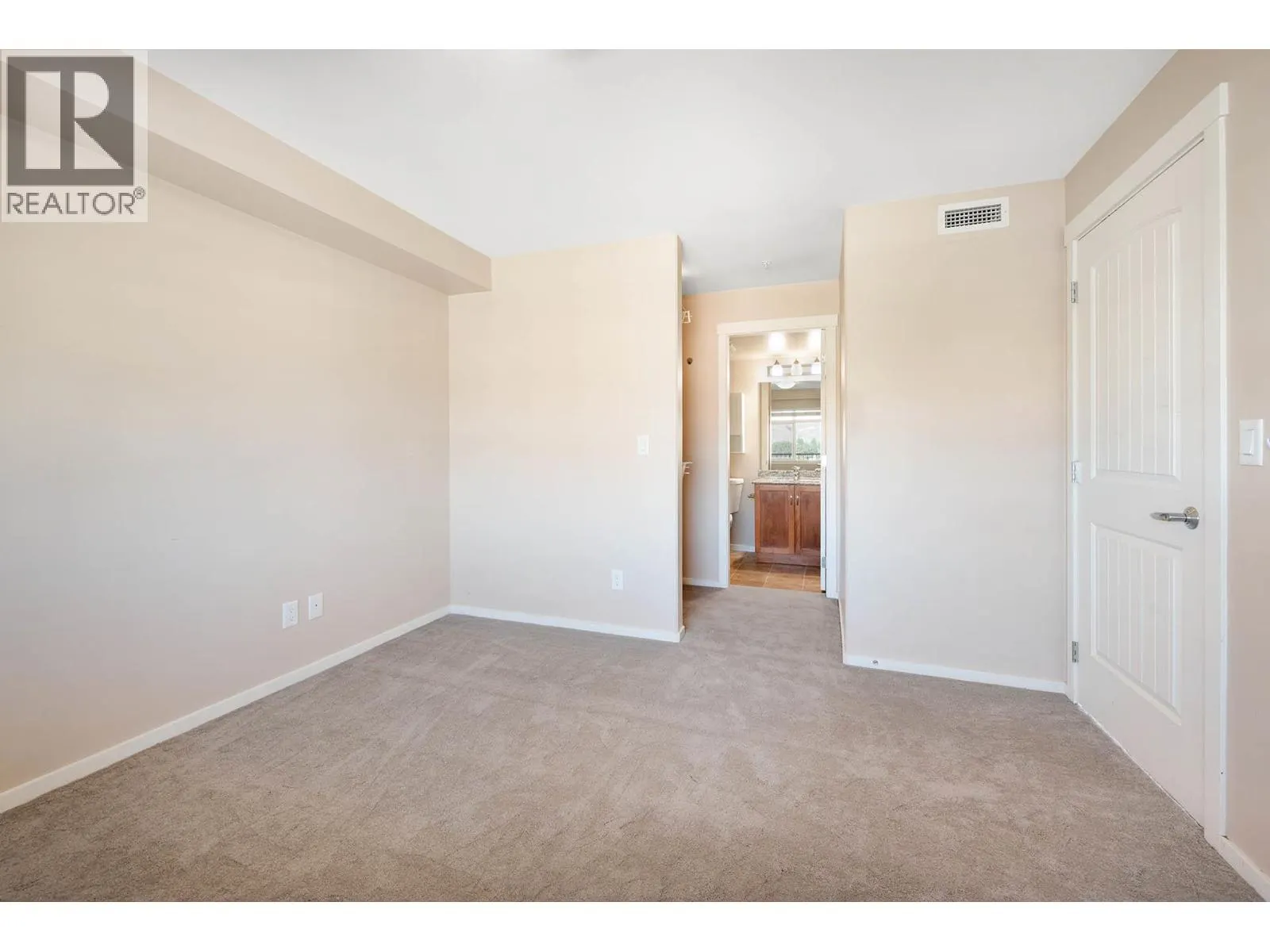 689 TRANQUILLE Road Unit# 520
