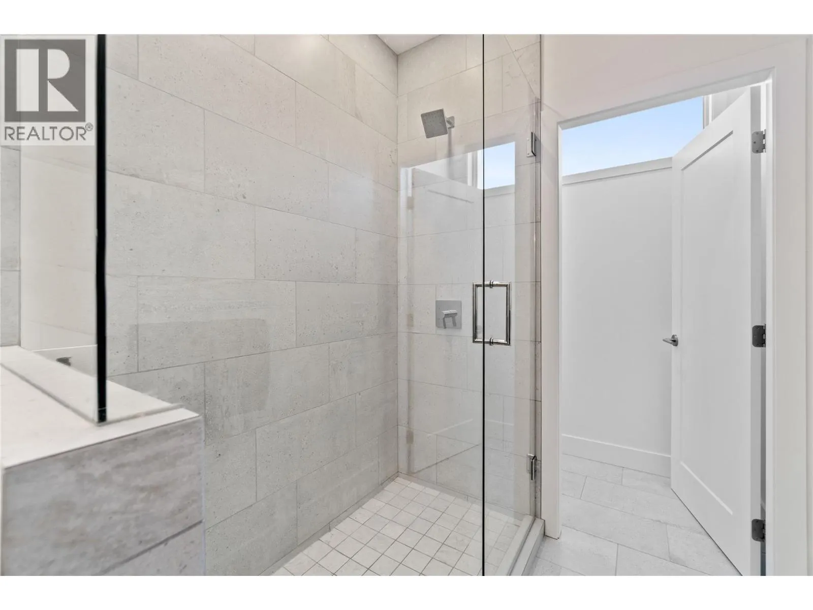 105 Predator Ridge Drive Unit# 1