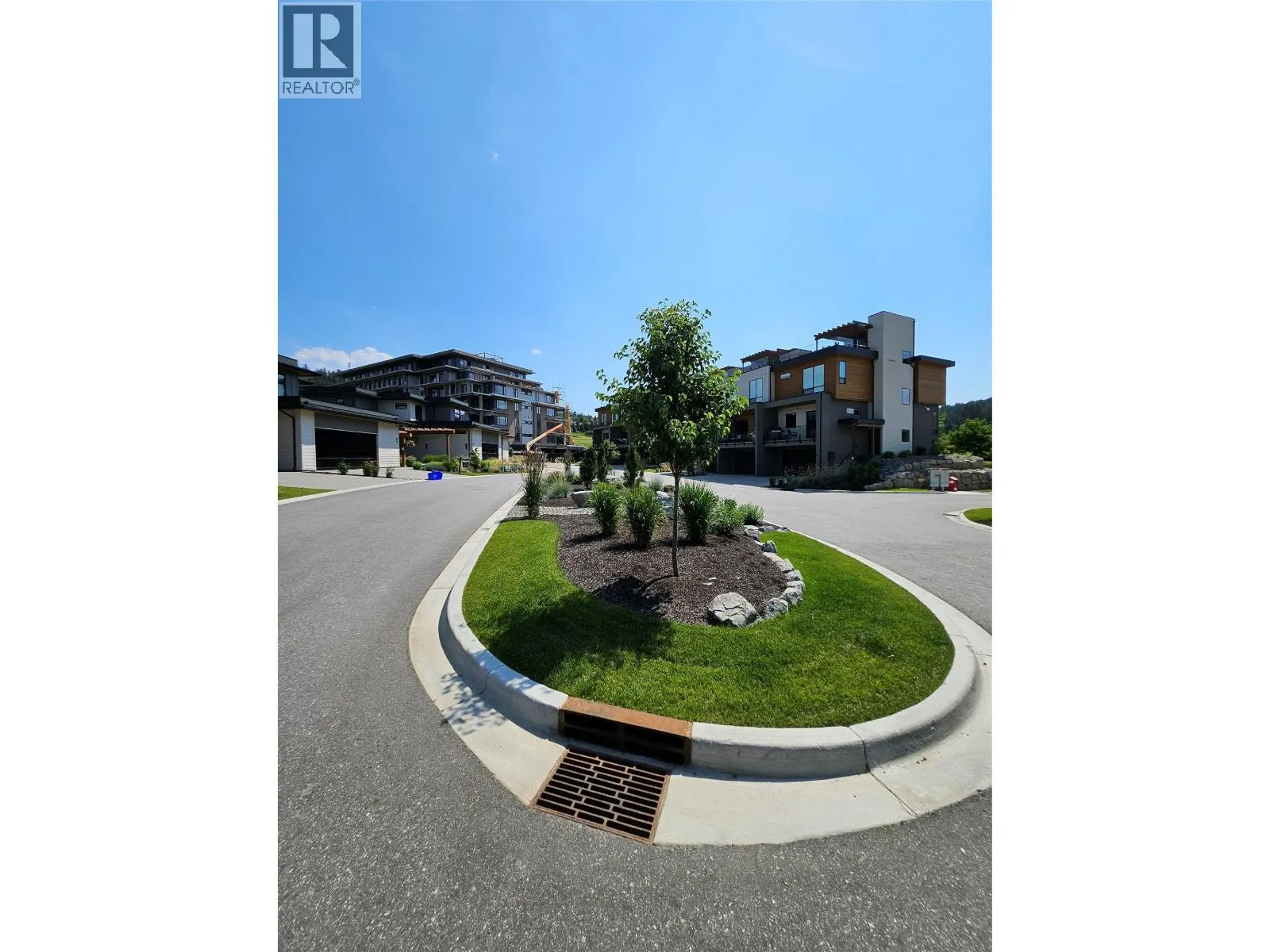 105 Predator Ridge Drive Unit# 1