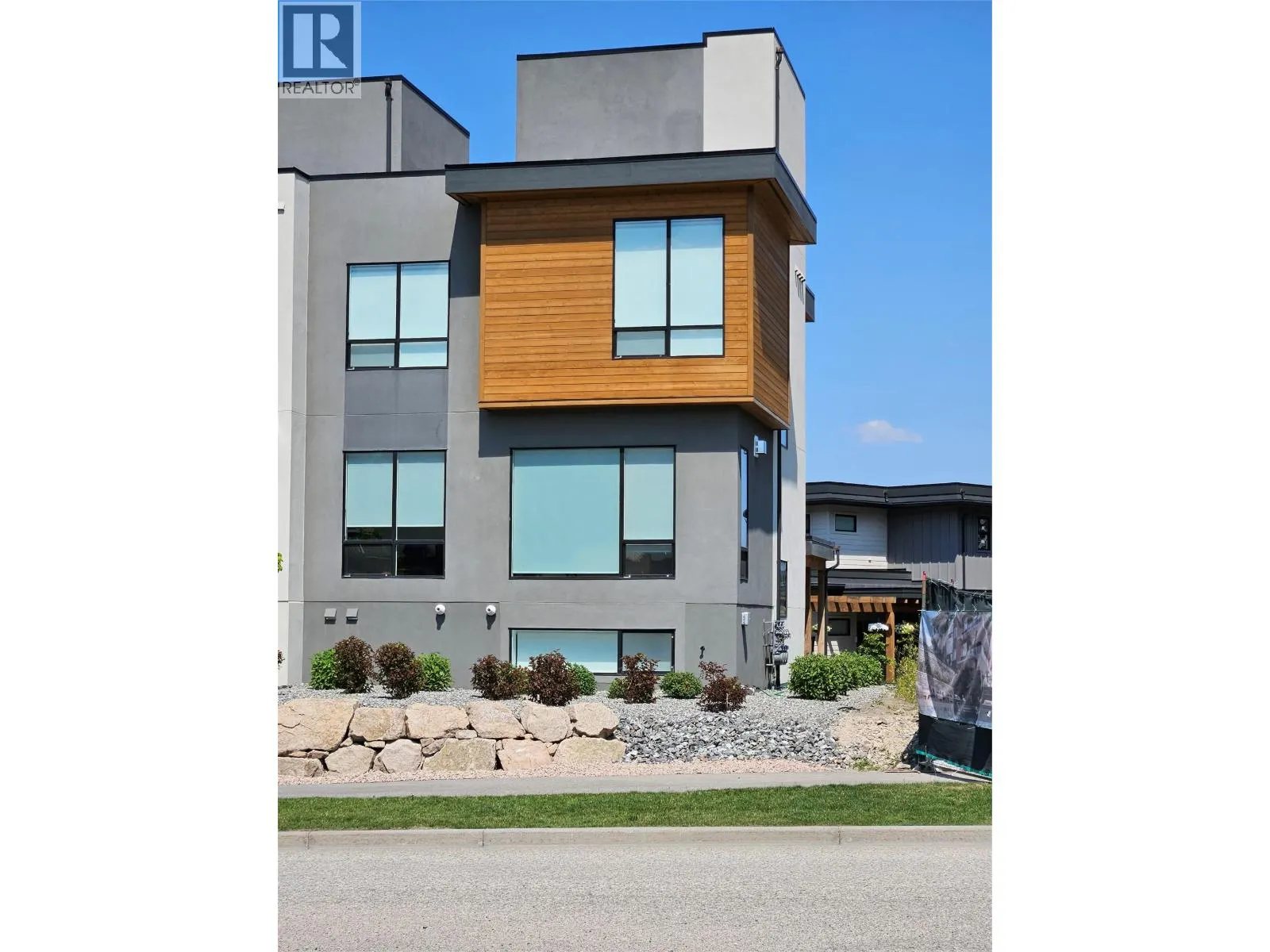 105 Predator Ridge Drive Unit# 1