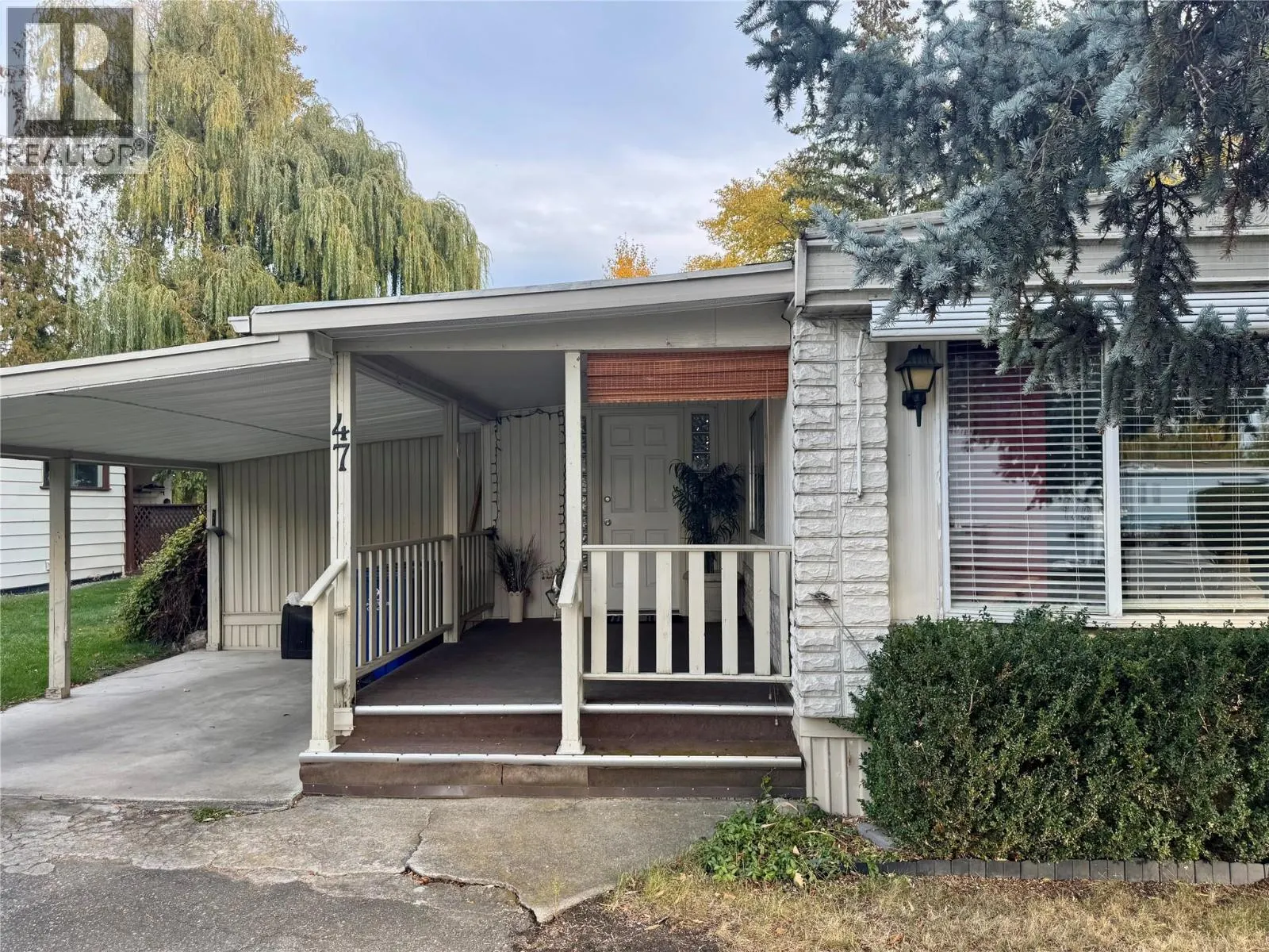 1880 Old Boucherie Road Unit# 47